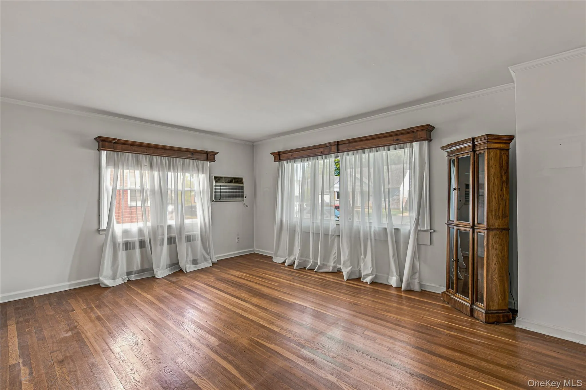 163 Laurel Drive, North Hempstead, NY, 3 Bedrooms Bedrooms, 6 Rooms Rooms,1 BathroomBathrooms,Residential,For Rent,Laurel,0,1028312 163 Laurel Drive, North Hempstead, NY, 3 Bedrooms Bedrooms, 6 Rooms Rooms,1 BathroomBathrooms,Residential,For Rent,Laurel,0,1028312