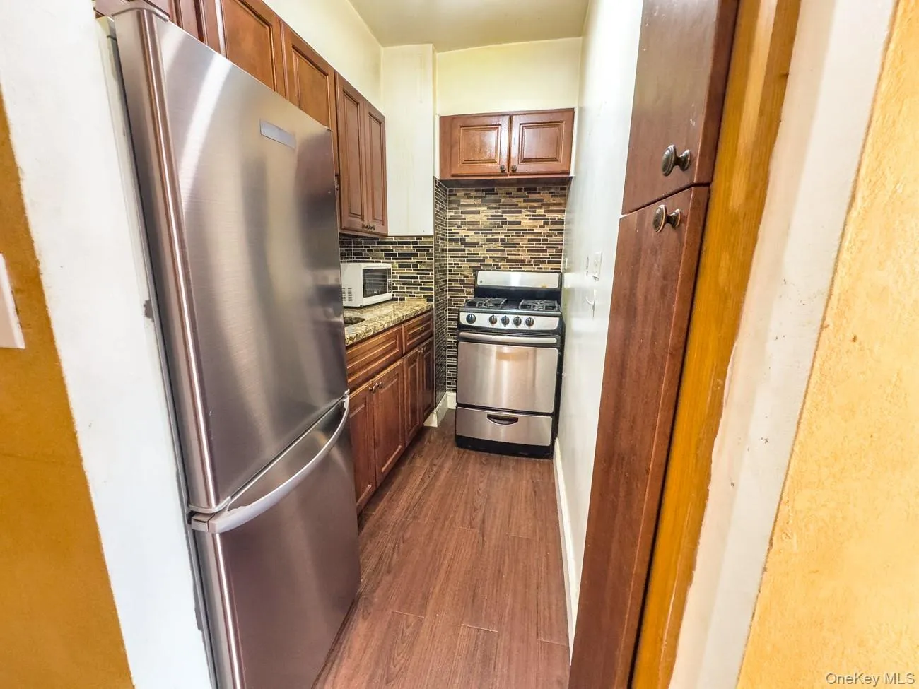 2015 Saint Paul Ave, New York, NY, 2 Rooms Rooms,1 BathroomBathrooms,Residential,For Rent,Saint Paul Ave,0,1028317 2015 Saint Paul Ave, New York, NY, 2 Rooms Rooms,1 BathroomBathrooms,Residential,For Rent,Saint Paul Ave,0,1028317
