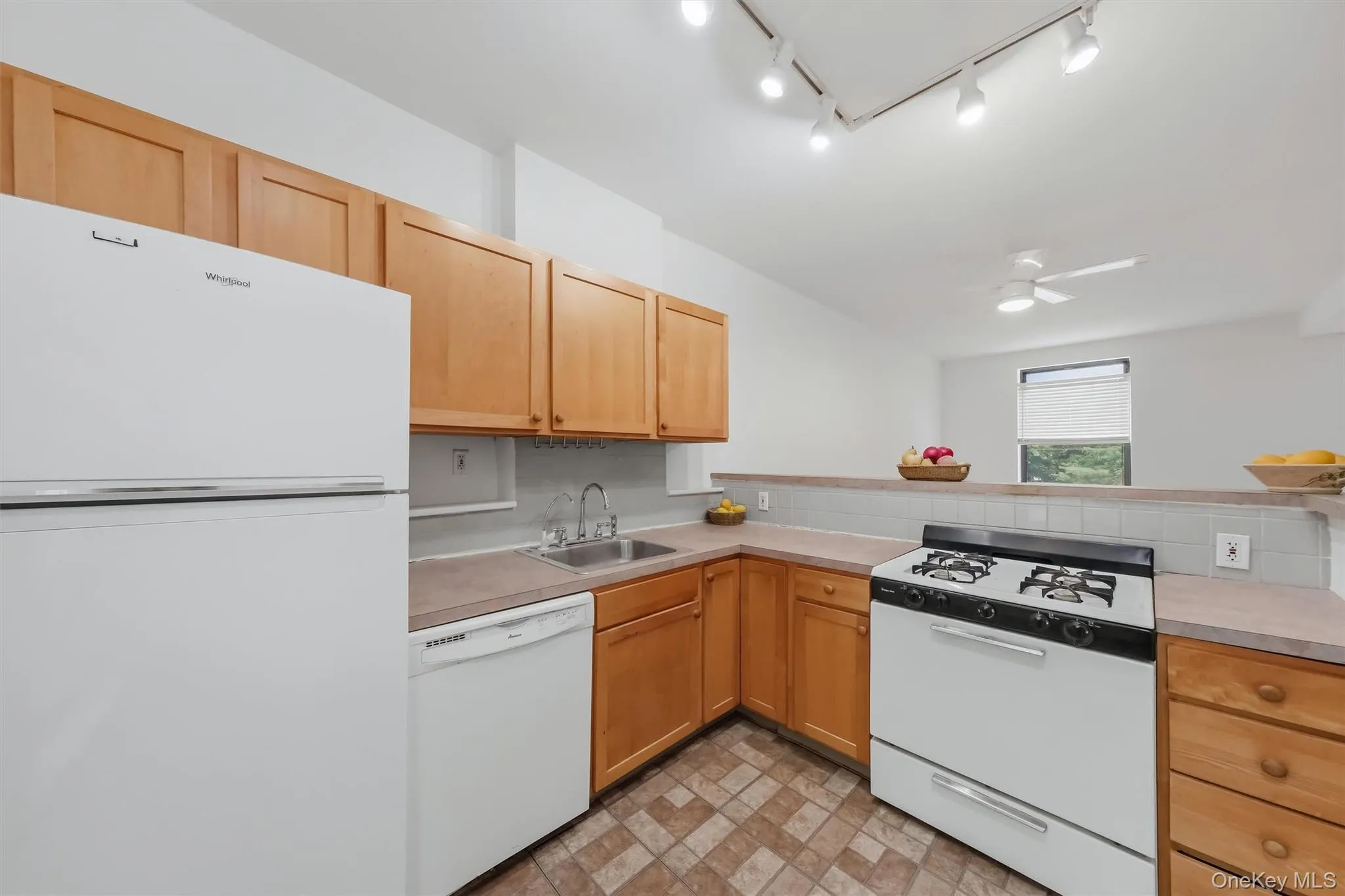 1630 Park Street, Peekskill, NY, 2 Bedrooms Bedrooms, 5 Rooms Rooms,1 BathroomBathrooms,Residential,For Rent,Park,0,1028318 1630 Park Street, Peekskill, NY, 2 Bedrooms Bedrooms, 5 Rooms Rooms,1 BathroomBathrooms,Residential,For Rent,Park,0,1028318