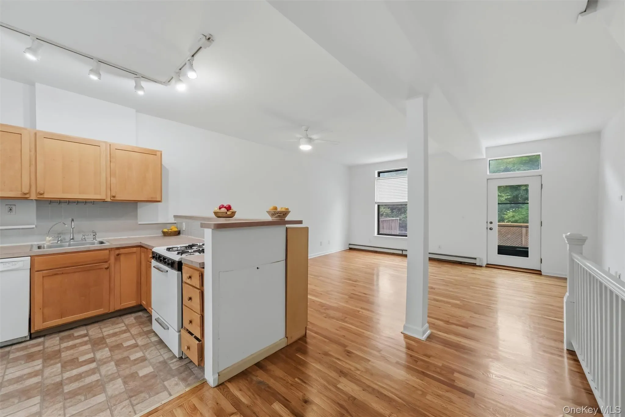 1630 Park Street, Peekskill, NY, 2 Bedrooms Bedrooms, 5 Rooms Rooms,1 BathroomBathrooms,Residential,For Rent,Park,0,1028318 1630 Park Street, Peekskill, NY, 2 Bedrooms Bedrooms, 5 Rooms Rooms,1 BathroomBathrooms,Residential,For Rent,Park,0,1028318