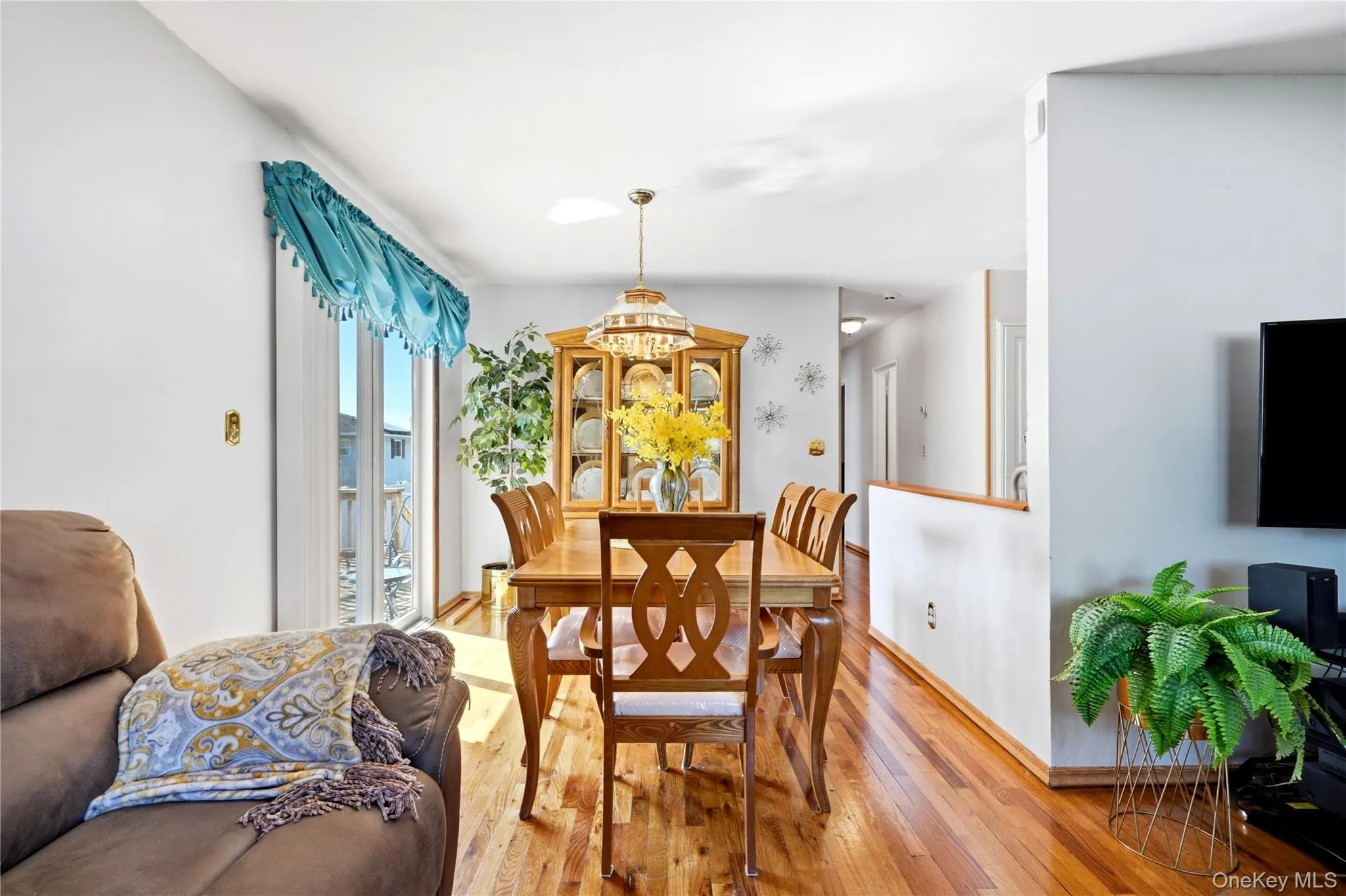 382 Hawkins Road, Brookhaven, NY, 3 Bedrooms Bedrooms, 6 Rooms Rooms,1 BathroomBathrooms,Residential,For Rent,Hawkins,0,1028322 382 Hawkins Road, Brookhaven, NY, 3 Bedrooms Bedrooms, 6 Rooms Rooms,1 BathroomBathrooms,Residential,For Rent,Hawkins,0,1028322