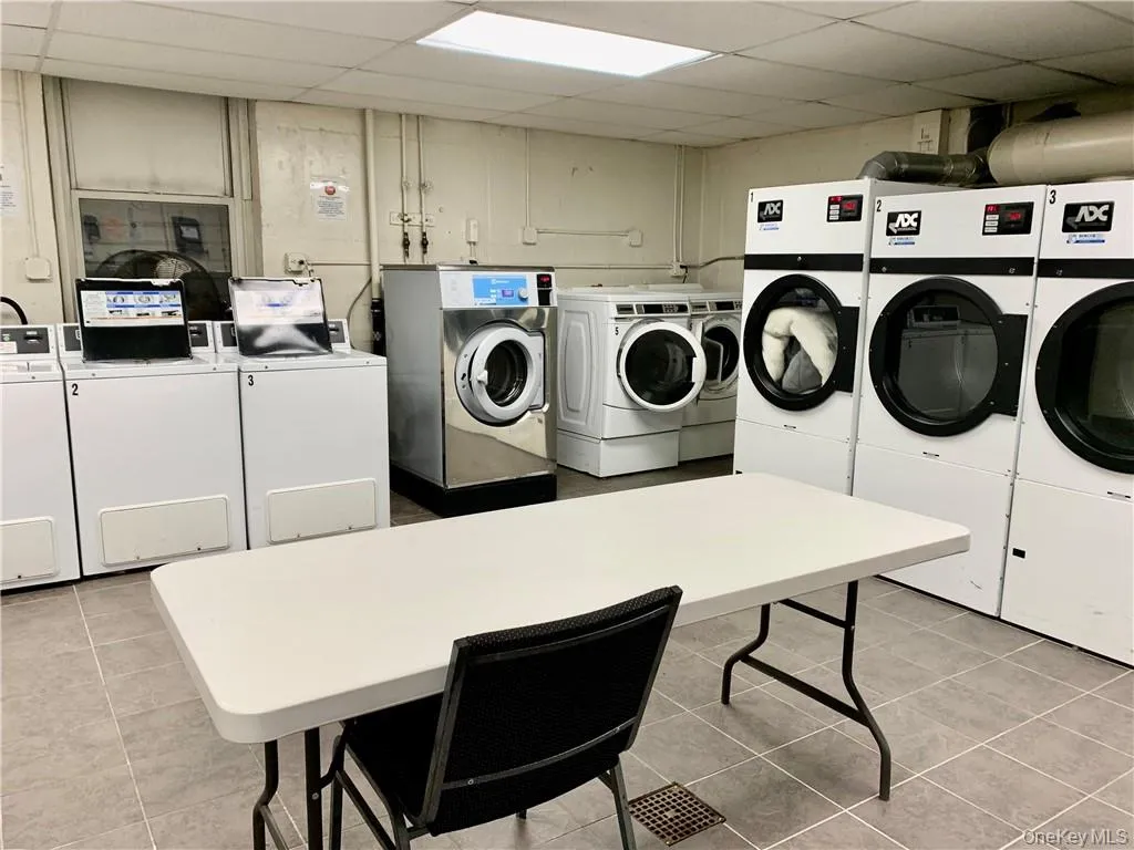 1 Vincent Road, Yonkers, NY, 2 Bedrooms Bedrooms, 4 Rooms Rooms,1 BathroomBathrooms,Residential Lease,For Rent,Vincent,0,1028327 1 Vincent Road, Yonkers, NY, 2 Bedrooms Bedrooms, 4 Rooms Rooms,1 BathroomBathrooms,Residential Lease,For Rent,Vincent,0,1028327