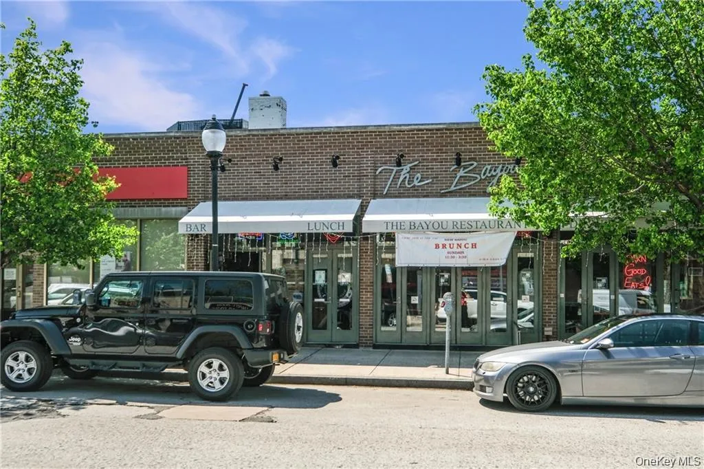290 Collins Ave, Mount Vernon, NY, 1 Bedroom Bedrooms, 5 Rooms Rooms,1 BathroomBathrooms,Residential,For Rent,Collins Ave,0,1028331 290 Collins Ave, Mount Vernon, NY, 1 Bedroom Bedrooms, 5 Rooms Rooms,1 BathroomBathrooms,Residential,For Rent,Collins Ave,0,1028331