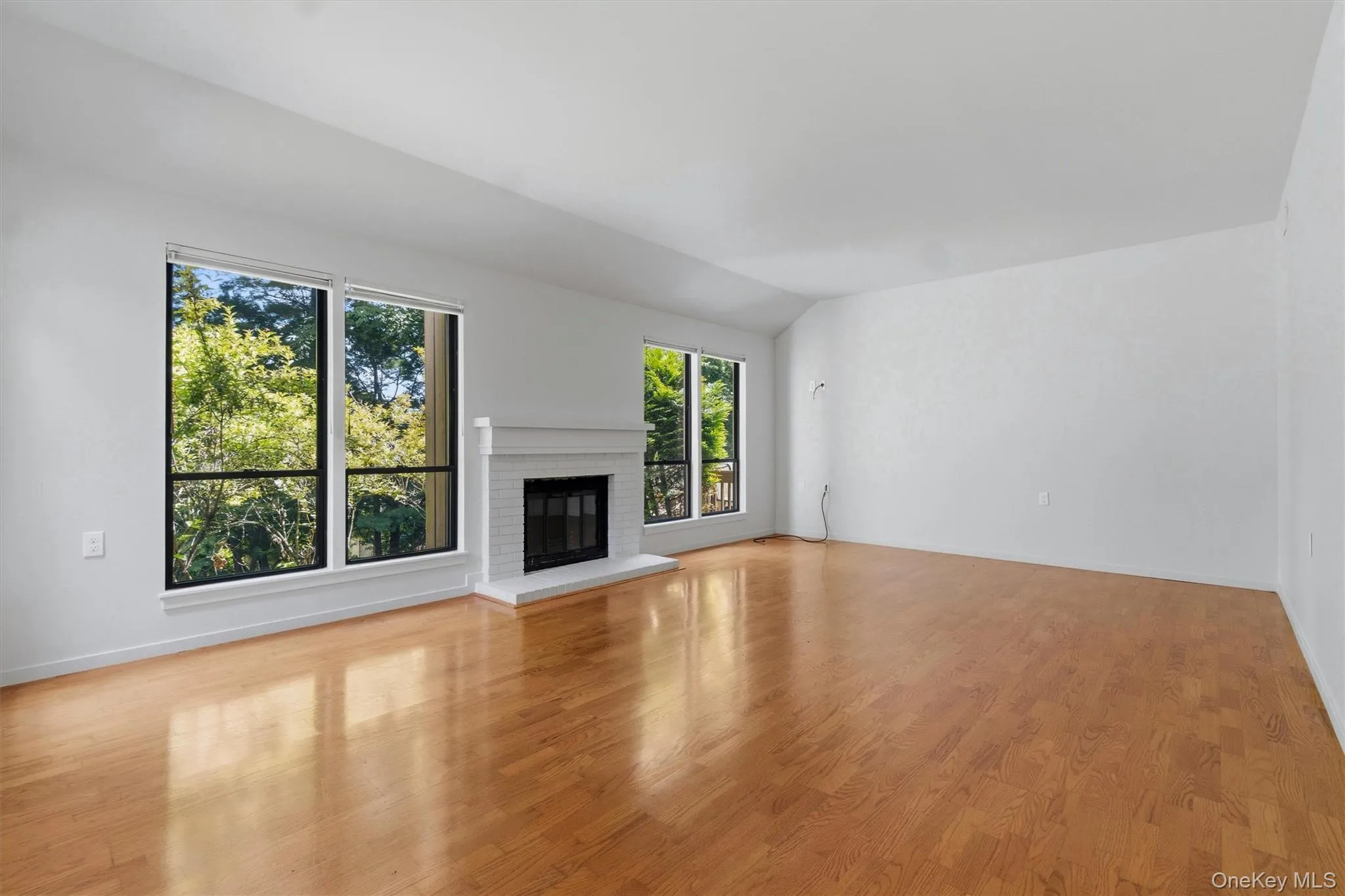 371 Heritage Hills, Somers, NY, 2 Bedrooms Bedrooms, 5 Rooms Rooms,2 BathroomsBathrooms,Residential,For Rent,Heritage,0,1028332 371 Heritage Hills, Somers, NY, 2 Bedrooms Bedrooms, 5 Rooms Rooms,2 BathroomsBathrooms,Residential,For Rent,Heritage,0,1028332