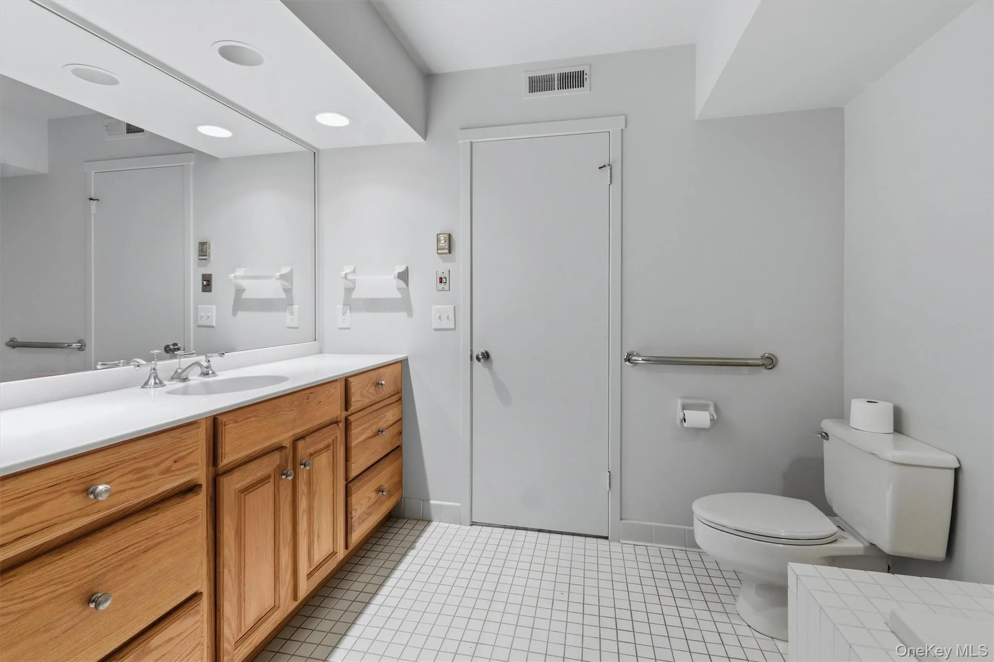 371 Heritage Hills, Somers, NY, 2 Bedrooms Bedrooms, 5 Rooms Rooms,2 BathroomsBathrooms,Residential,For Rent,Heritage,0,1028332 371 Heritage Hills, Somers, NY, 2 Bedrooms Bedrooms, 5 Rooms Rooms,2 BathroomsBathrooms,Residential,For Rent,Heritage,0,1028332