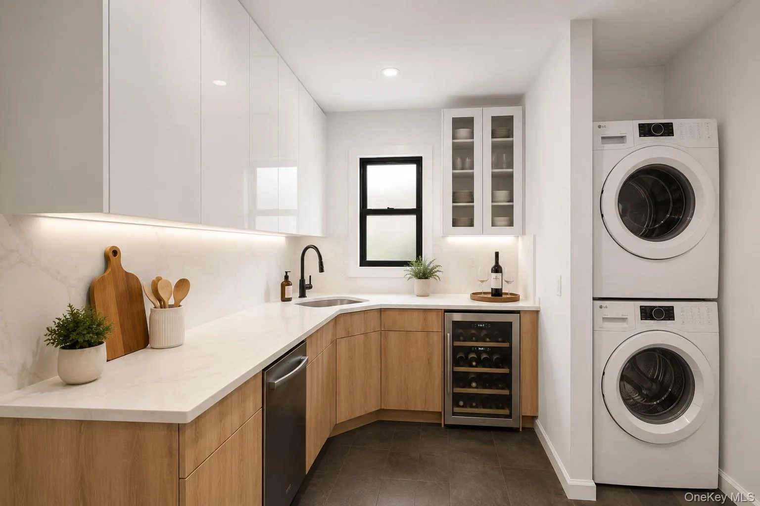 903 45th Street, New York, NY, 3 Bedrooms Bedrooms, 7 Rooms Rooms,2 BathroomsBathrooms,Residential,For Rent,45th,0,1028333 903 45th Street, New York, NY, 3 Bedrooms Bedrooms, 7 Rooms Rooms,2 BathroomsBathrooms,Residential,For Rent,45th,0,1028333