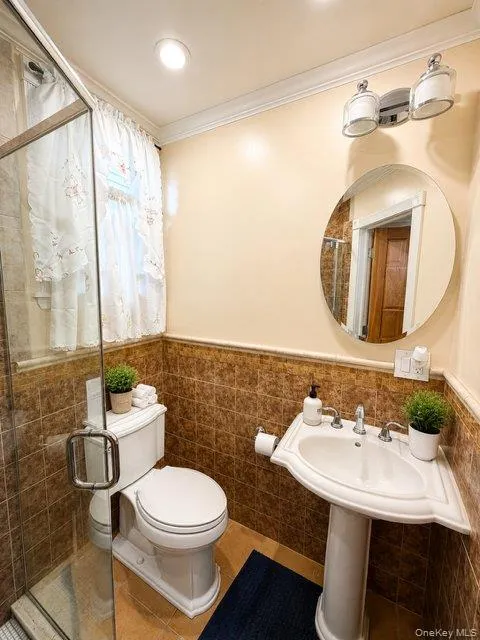 9440 Springfield Boulevard, New York, NY, 6 Bedrooms Bedrooms, 14 Rooms Rooms,3 BathroomsBathrooms,Residential,For Rent,Springfield,0,1028338 9440 Springfield Boulevard, New York, NY, 6 Bedrooms Bedrooms, 14 Rooms Rooms,3 BathroomsBathrooms,Residential,For Rent,Springfield,0,1028338