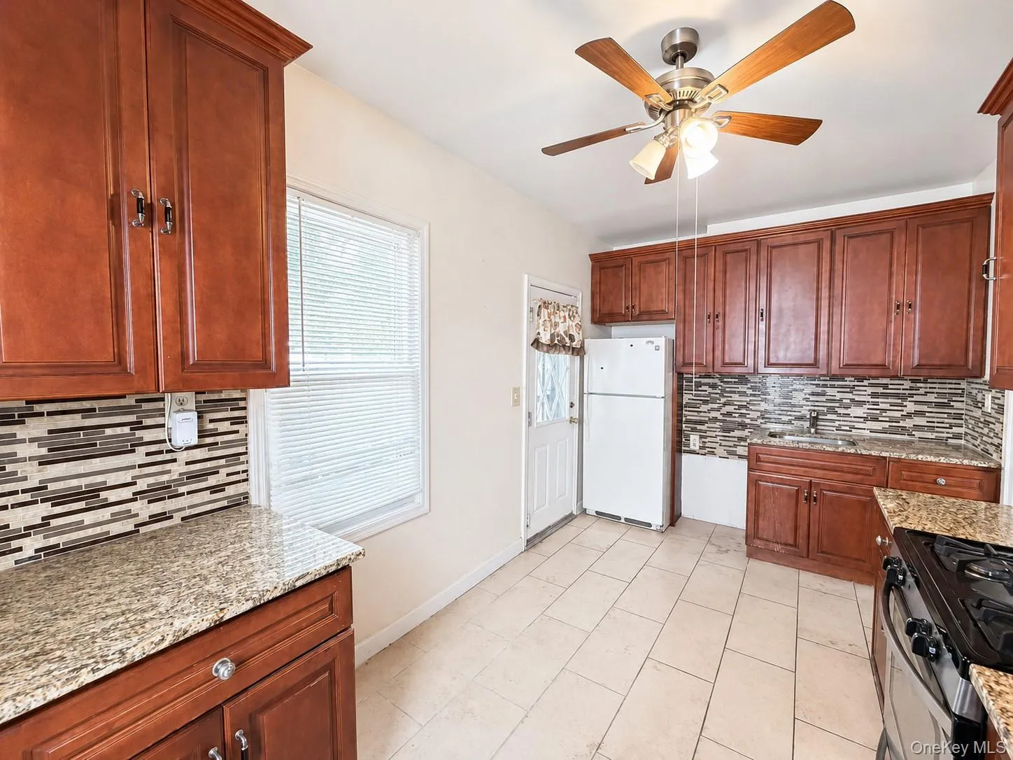 4220 Boyd Avenue, New York, NY, 3 Bedrooms Bedrooms, 8 Rooms Rooms,2 BathroomsBathrooms,Residential,For Rent,Boyd,0,1028339 4220 Boyd Avenue, New York, NY, 3 Bedrooms Bedrooms, 8 Rooms Rooms,2 BathroomsBathrooms,Residential,For Rent,Boyd,0,1028339
