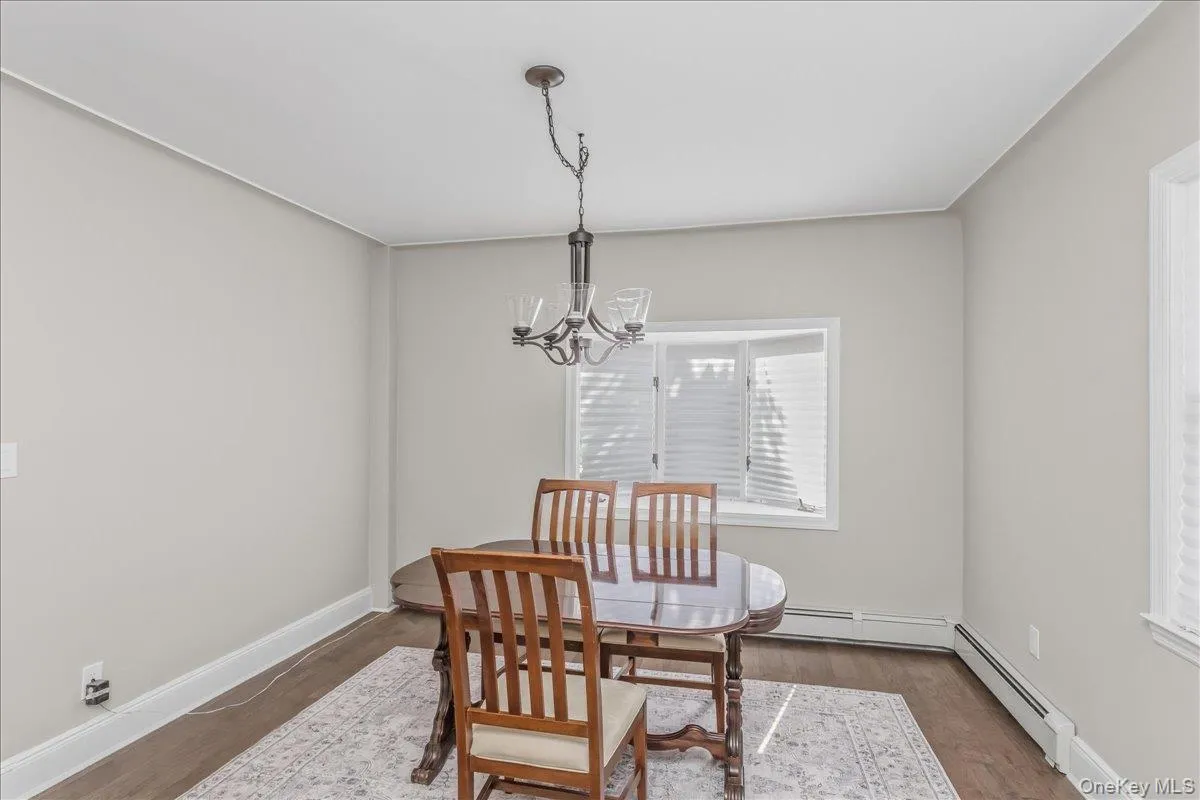 155 Carman Avenue, Hempstead, NY, 4 Bedrooms Bedrooms, 8 Rooms Rooms,2 BathroomsBathrooms,Residential,For Rent,Carman,0,1028340 155 Carman Avenue, Hempstead, NY, 4 Bedrooms Bedrooms, 8 Rooms Rooms,2 BathroomsBathrooms,Residential,For Rent,Carman,0,1028340
