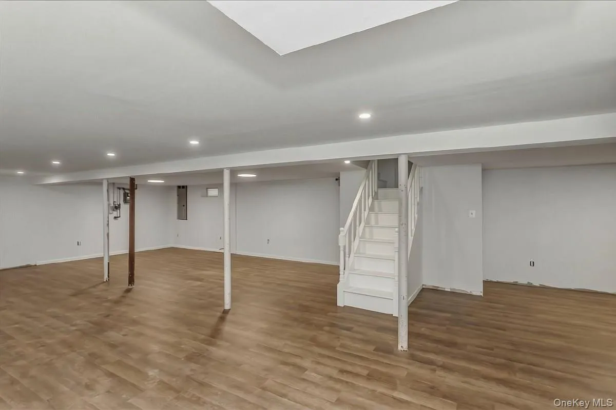 155 Carman Avenue, Hempstead, NY, 4 Bedrooms Bedrooms, 8 Rooms Rooms,2 BathroomsBathrooms,Residential,For Rent,Carman,0,1028340 155 Carman Avenue, Hempstead, NY, 4 Bedrooms Bedrooms, 8 Rooms Rooms,2 BathroomsBathrooms,Residential,For Rent,Carman,0,1028340