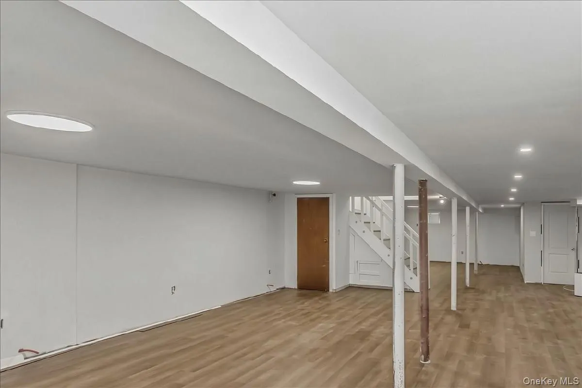 155 Carman Avenue, Hempstead, NY, 4 Bedrooms Bedrooms, 8 Rooms Rooms,2 BathroomsBathrooms,Residential,For Rent,Carman,0,1028340 155 Carman Avenue, Hempstead, NY, 4 Bedrooms Bedrooms, 8 Rooms Rooms,2 BathroomsBathrooms,Residential,For Rent,Carman,0,1028340