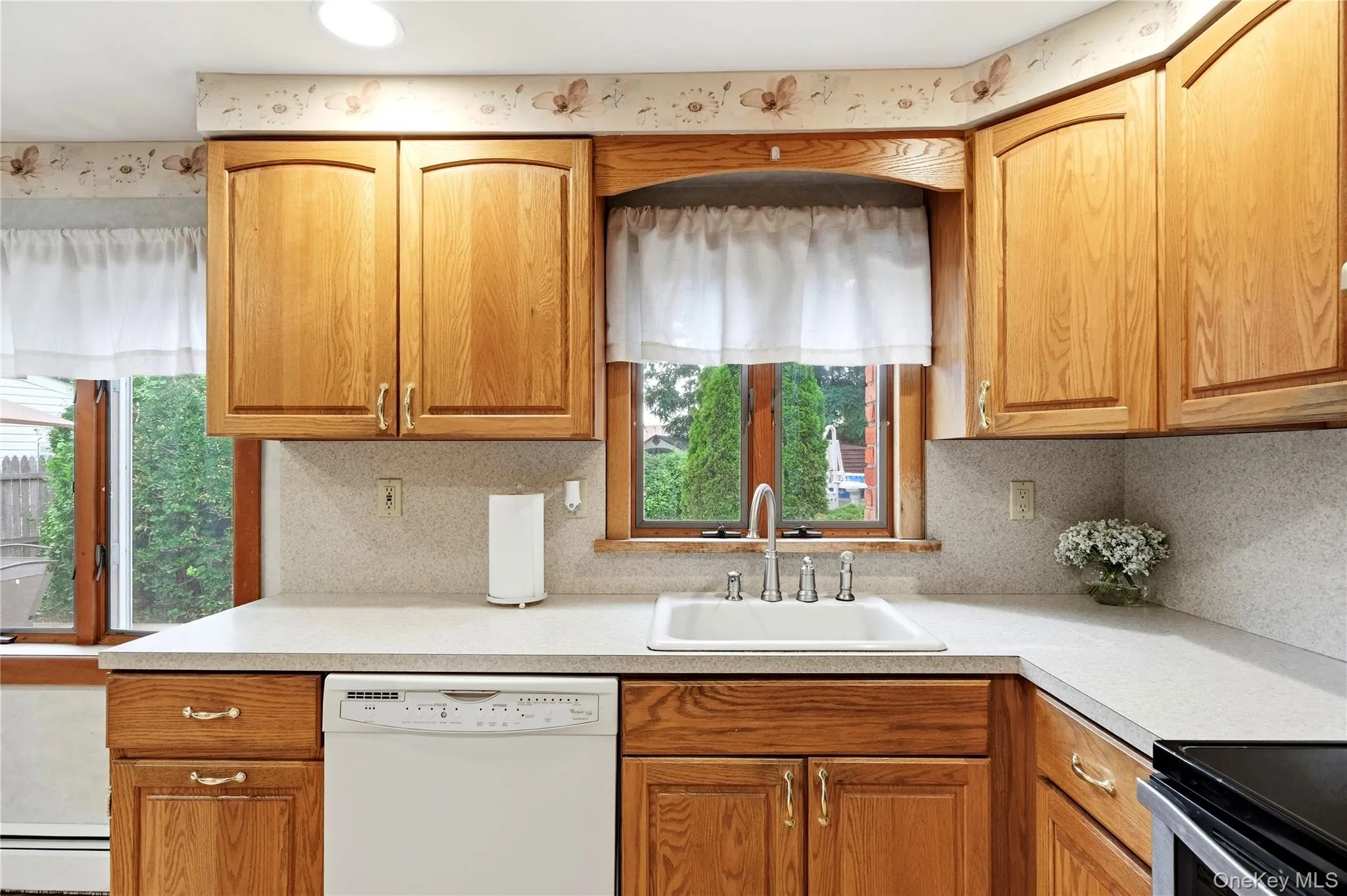 115 Argyle Avenue, Brookhaven, NY, 3 Bedrooms Bedrooms, 7 Rooms Rooms,2 BathroomsBathrooms,Residential,For Rent,Argyle,0,1028343 115 Argyle Avenue, Brookhaven, NY, 3 Bedrooms Bedrooms, 7 Rooms Rooms,2 BathroomsBathrooms,Residential,For Rent,Argyle,0,1028343