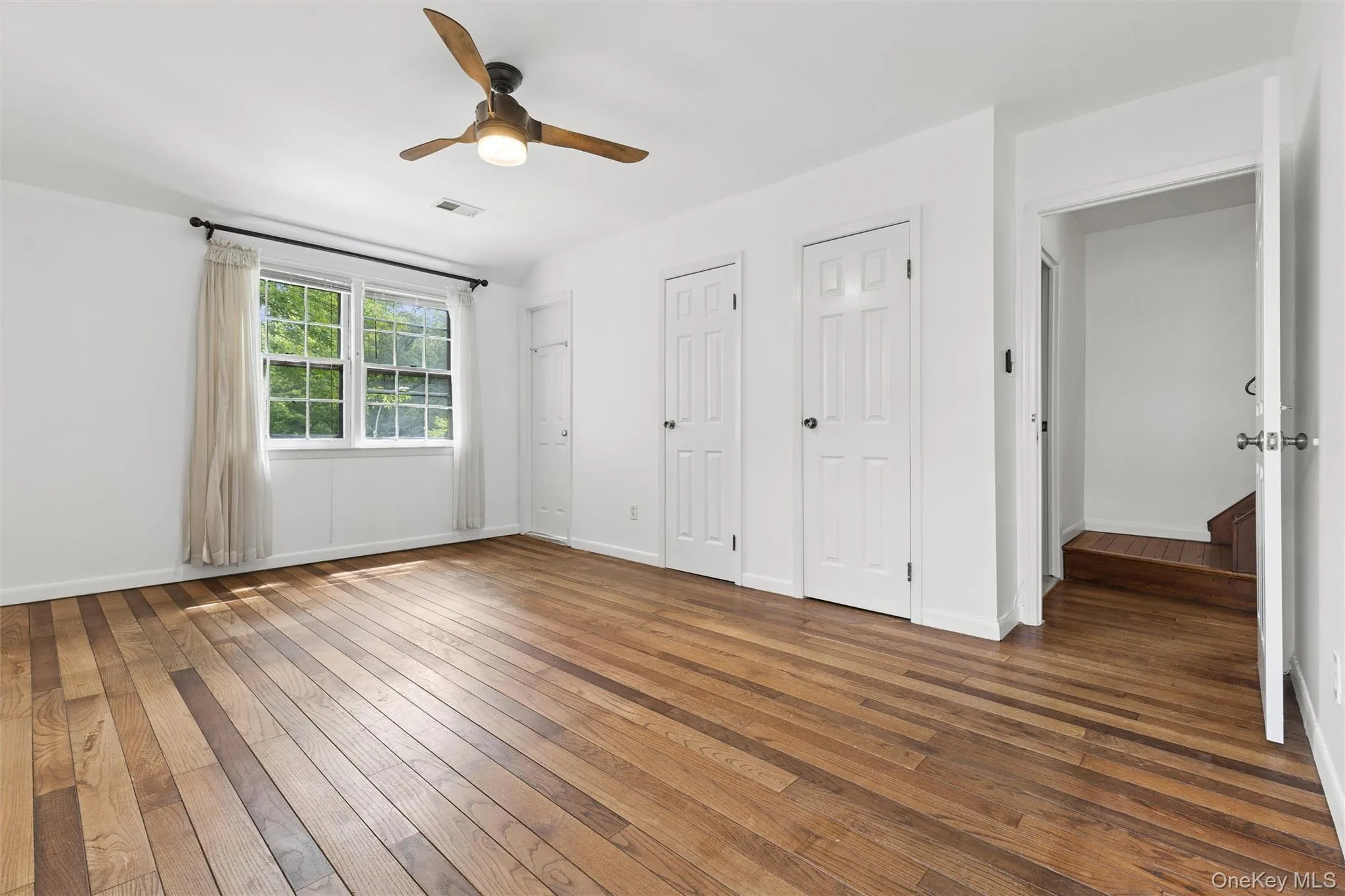 116-45 Union Turnpike, New York, NY, 4 Bedrooms Bedrooms, 8 Rooms Rooms,3 BathroomsBathrooms,Residential Lease,For Rent,Union,0,1028347 116-45 Union Turnpike, New York, NY, 4 Bedrooms Bedrooms, 8 Rooms Rooms,3 BathroomsBathrooms,Residential Lease,For Rent,Union,0,1028347