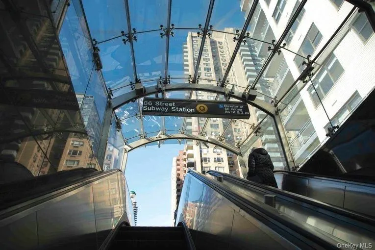 2ND AVE SUBWAY 2ND AVE SUBWAY