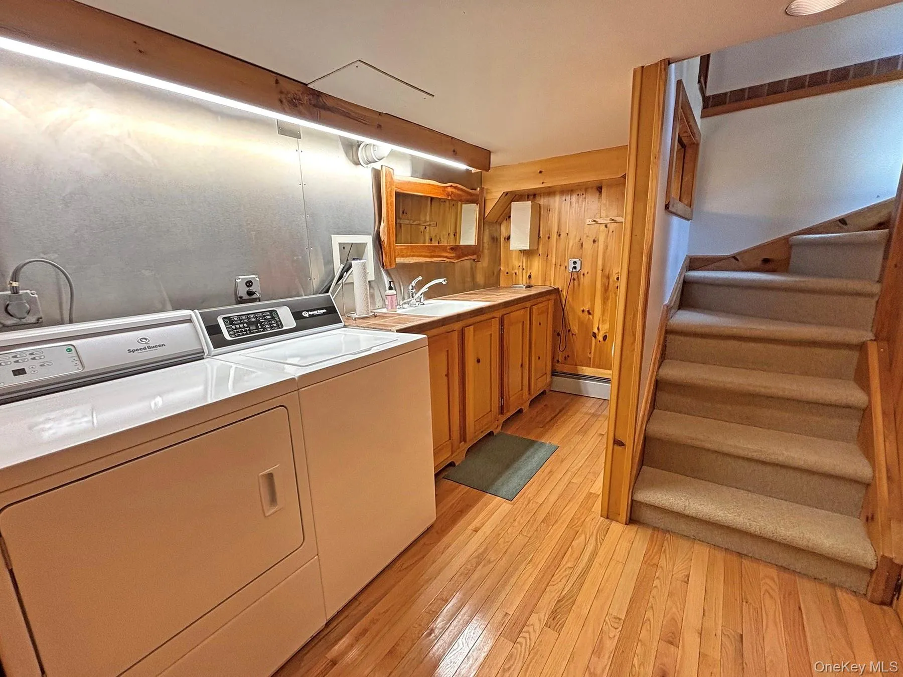 262 Macdaniel Road, Woodstock, NY, 2 Bedrooms Bedrooms, 8 Rooms Rooms,2 BathroomsBathrooms,Residential,For Rent,Macdaniel,0,1028356 262 Macdaniel Road, Woodstock, NY, 2 Bedrooms Bedrooms, 8 Rooms Rooms,2 BathroomsBathrooms,Residential,For Rent,Macdaniel,0,1028356