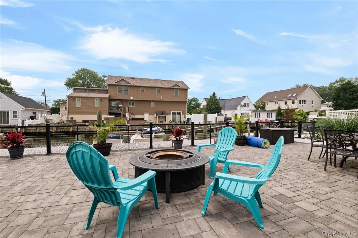 2548 Ocean Avenue, Oyster Bay, NY, 4 Bedrooms Bedrooms, 9 Rooms Rooms,2 BathroomsBathrooms,Residential,For Rent,Ocean,0,1028357 2548 Ocean Avenue, Oyster Bay, NY, 4 Bedrooms Bedrooms, 9 Rooms Rooms,2 BathroomsBathrooms,Residential,For Rent,Ocean,0,1028357