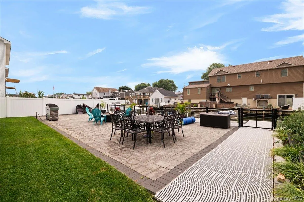 2548 Ocean Avenue, Oyster Bay, NY, 4 Bedrooms Bedrooms, 9 Rooms Rooms,2 BathroomsBathrooms,Residential,For Rent,Ocean,0,1028357 2548 Ocean Avenue, Oyster Bay, NY, 4 Bedrooms Bedrooms, 9 Rooms Rooms,2 BathroomsBathrooms,Residential,For Rent,Ocean,0,1028357