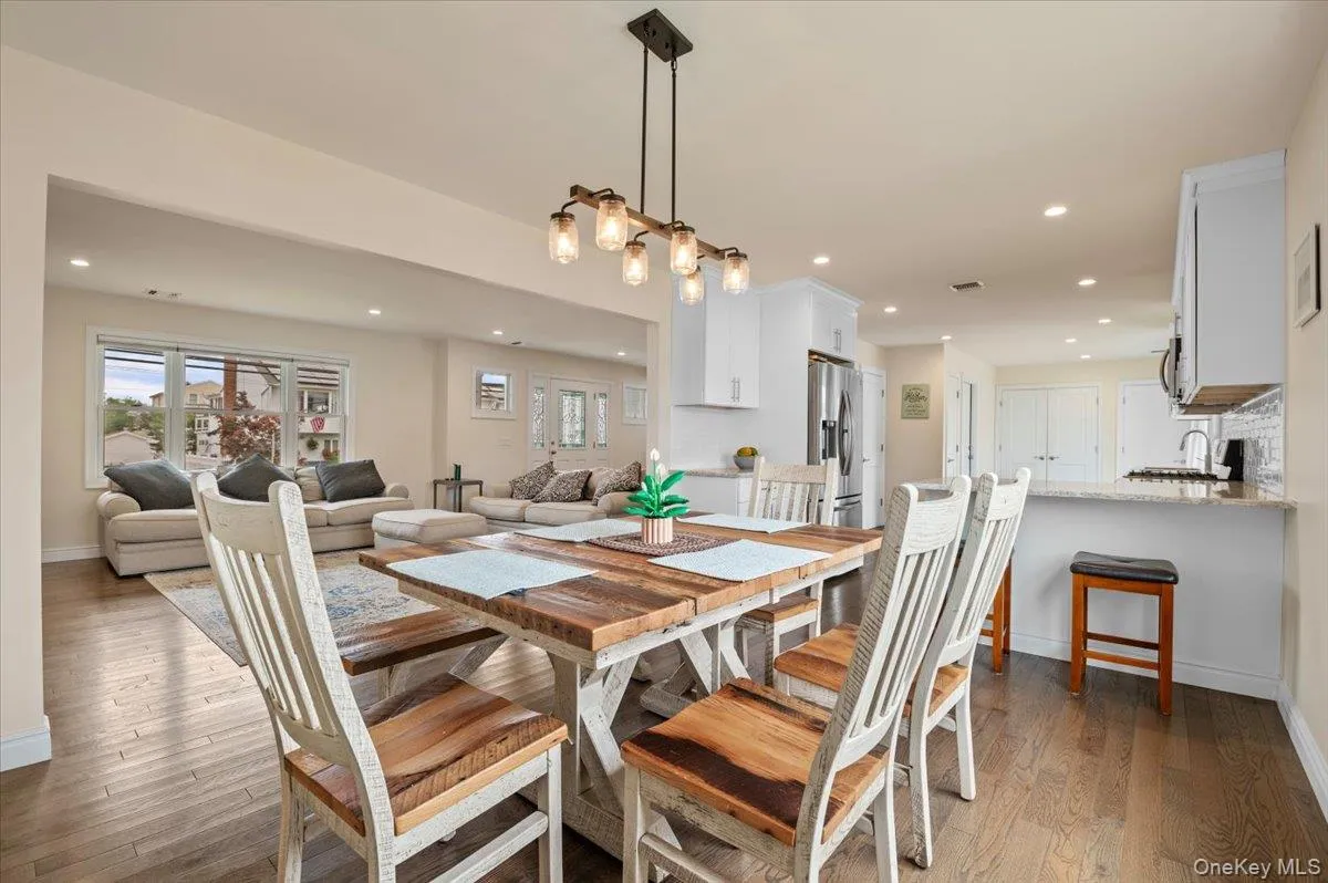 2548 Ocean Avenue, Oyster Bay, NY, 4 Bedrooms Bedrooms, 9 Rooms Rooms,2 BathroomsBathrooms,Residential,For Rent,Ocean,0,1028357 2548 Ocean Avenue, Oyster Bay, NY, 4 Bedrooms Bedrooms, 9 Rooms Rooms,2 BathroomsBathrooms,Residential,For Rent,Ocean,0,1028357