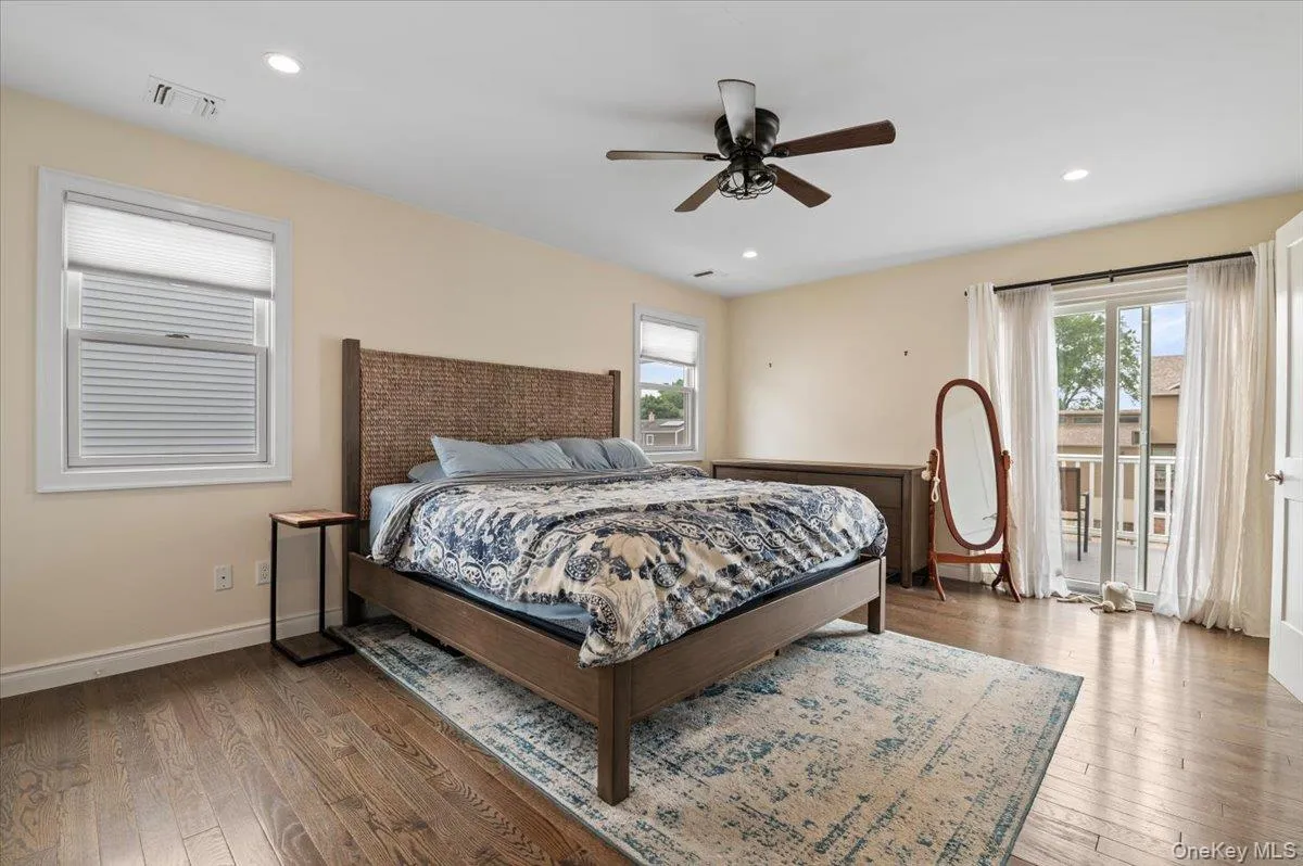 2548 Ocean Avenue, Oyster Bay, NY, 4 Bedrooms Bedrooms, 9 Rooms Rooms,2 BathroomsBathrooms,Residential,For Rent,Ocean,0,1028357 2548 Ocean Avenue, Oyster Bay, NY, 4 Bedrooms Bedrooms, 9 Rooms Rooms,2 BathroomsBathrooms,Residential,For Rent,Ocean,0,1028357