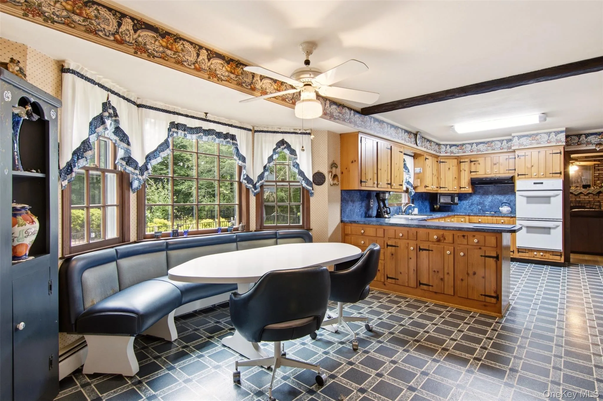 1 Gaul Road, Brookhaven, NY, 4 Bedrooms Bedrooms, 8 Rooms Rooms,2 BathroomsBathrooms,Residential,For Rent,Gaul,0,1028361 1 Gaul Road, Brookhaven, NY, 4 Bedrooms Bedrooms, 8 Rooms Rooms,2 BathroomsBathrooms,Residential,For Rent,Gaul,0,1028361