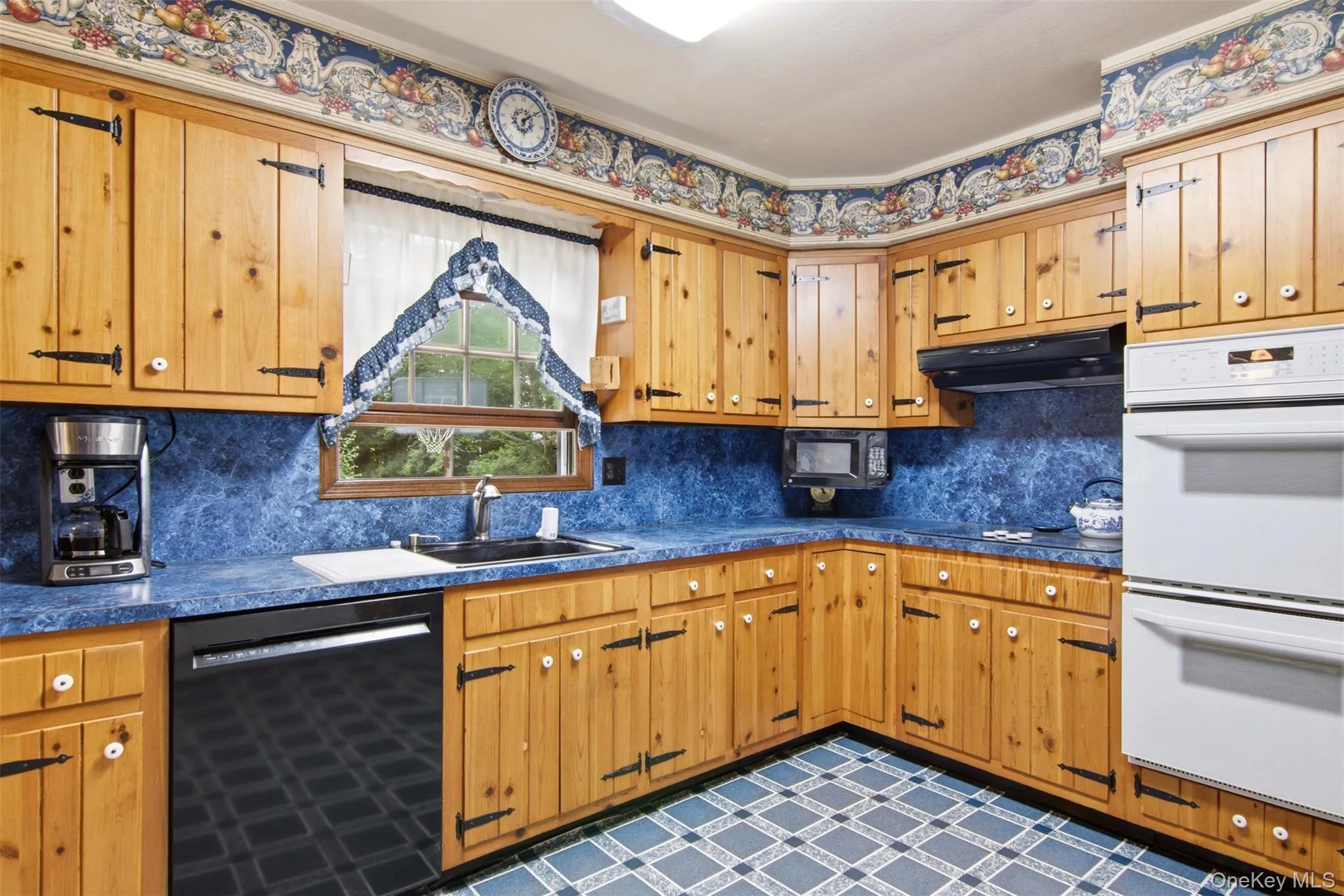 1 Gaul Road, Brookhaven, NY, 4 Bedrooms Bedrooms, 8 Rooms Rooms,2 BathroomsBathrooms,Residential,For Rent,Gaul,0,1028361 1 Gaul Road, Brookhaven, NY, 4 Bedrooms Bedrooms, 8 Rooms Rooms,2 BathroomsBathrooms,Residential,For Rent,Gaul,0,1028361