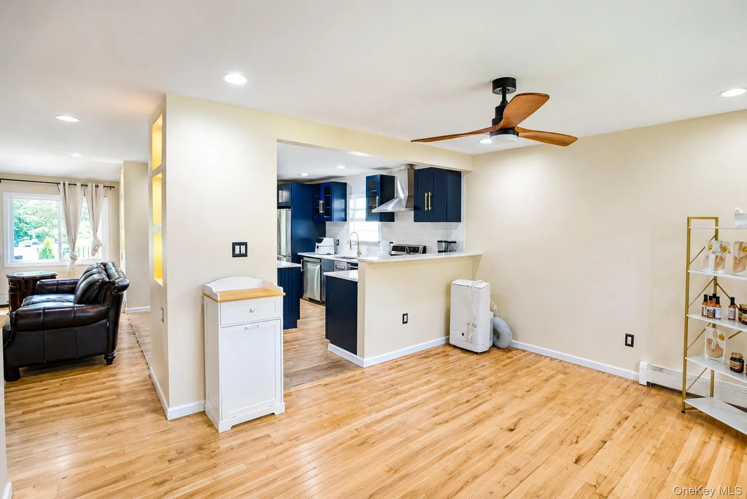 24 Beth Drive, Middletown, NY, 3 Bedrooms Bedrooms, 5 Rooms Rooms,2 BathroomsBathrooms,Residential,For Rent,Beth,0,1028362 24 Beth Drive, Middletown, NY, 3 Bedrooms Bedrooms, 5 Rooms Rooms,2 BathroomsBathrooms,Residential,For Rent,Beth,0,1028362