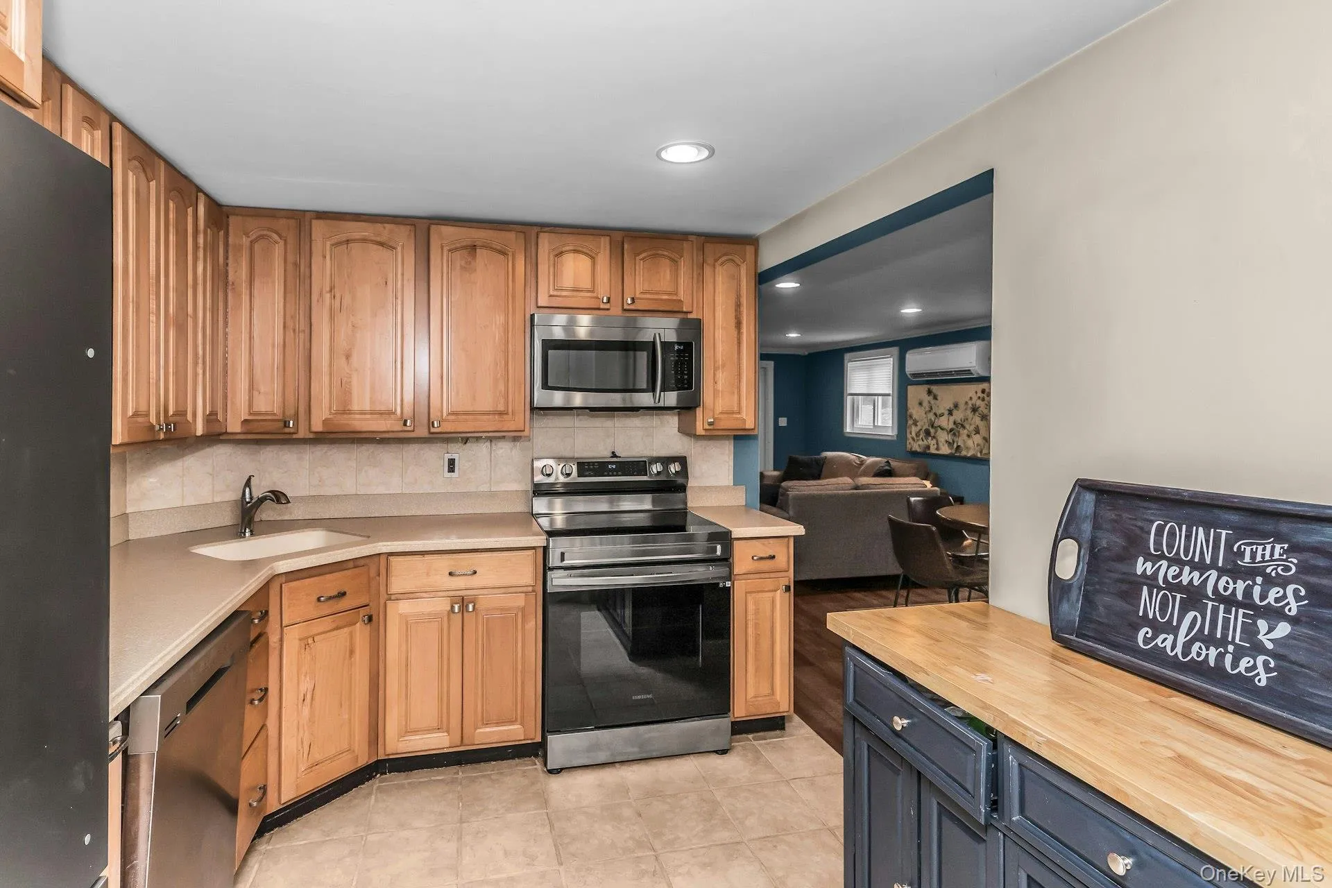 102 Willett Avenue, Islip, NY, 4 Bedrooms Bedrooms, 9 Rooms Rooms,2 BathroomsBathrooms,Residential,For Rent,Willett,0,1028363 102 Willett Avenue, Islip, NY, 4 Bedrooms Bedrooms, 9 Rooms Rooms,2 BathroomsBathrooms,Residential,For Rent,Willett,0,1028363