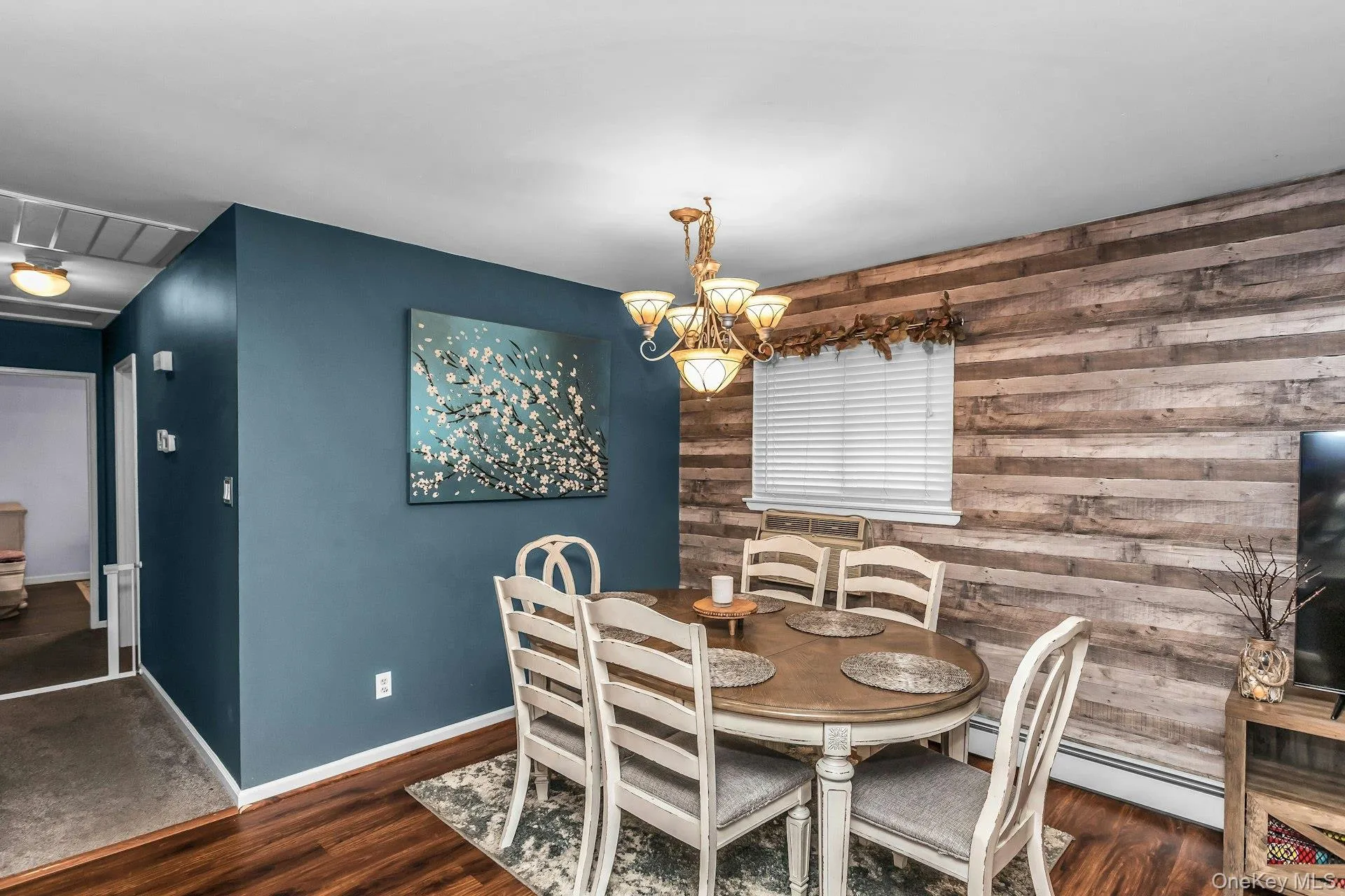 102 Willett Avenue, Islip, NY, 4 Bedrooms Bedrooms, 9 Rooms Rooms,2 BathroomsBathrooms,Residential,For Rent,Willett,0,1028363 102 Willett Avenue, Islip, NY, 4 Bedrooms Bedrooms, 9 Rooms Rooms,2 BathroomsBathrooms,Residential,For Rent,Willett,0,1028363