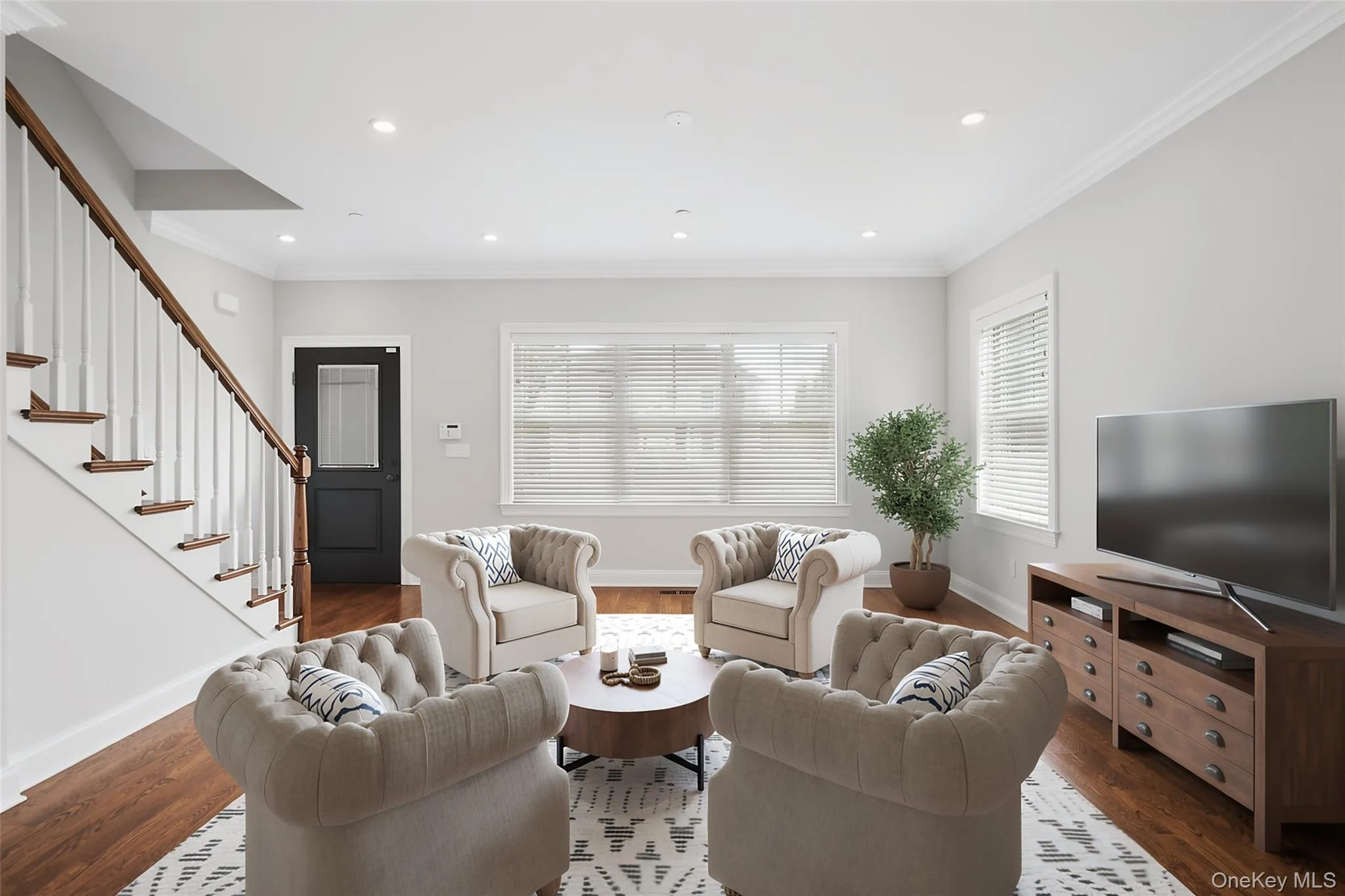 124-B Maple Avenue, Rye City, NY, 3 Bedrooms Bedrooms, 9 Rooms Rooms,2 BathroomsBathrooms,Residential Lease,For Rent,Maple,0,1028366 124-B Maple Avenue, Rye City, NY, 3 Bedrooms Bedrooms, 9 Rooms Rooms,2 BathroomsBathrooms,Residential Lease,For Rent,Maple,0,1028366