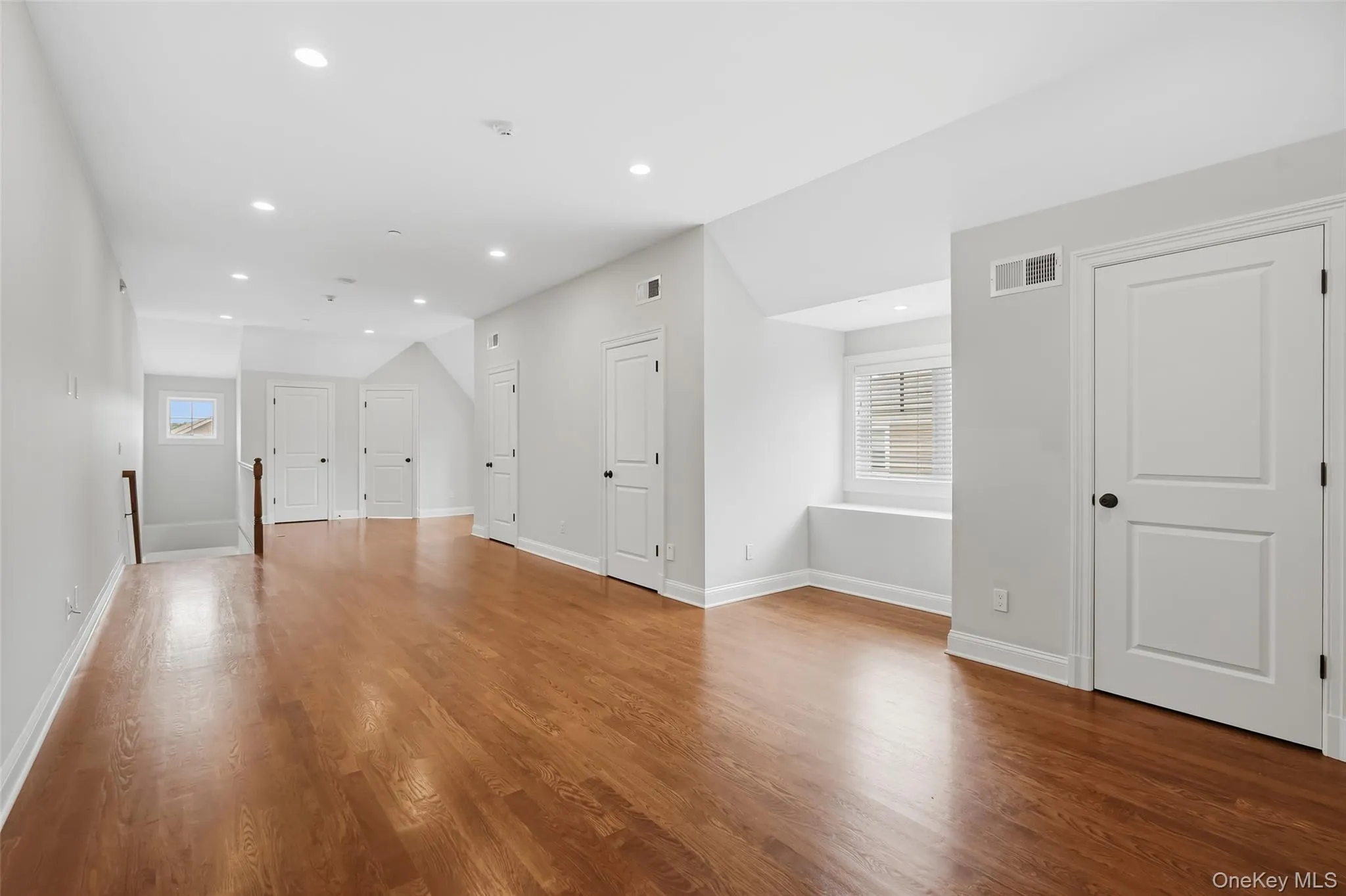124-B Maple Avenue, Rye City, NY, 3 Bedrooms Bedrooms, 9 Rooms Rooms,2 BathroomsBathrooms,Residential Lease,For Rent,Maple,0,1028366 124-B Maple Avenue, Rye City, NY, 3 Bedrooms Bedrooms, 9 Rooms Rooms,2 BathroomsBathrooms,Residential Lease,For Rent,Maple,0,1028366