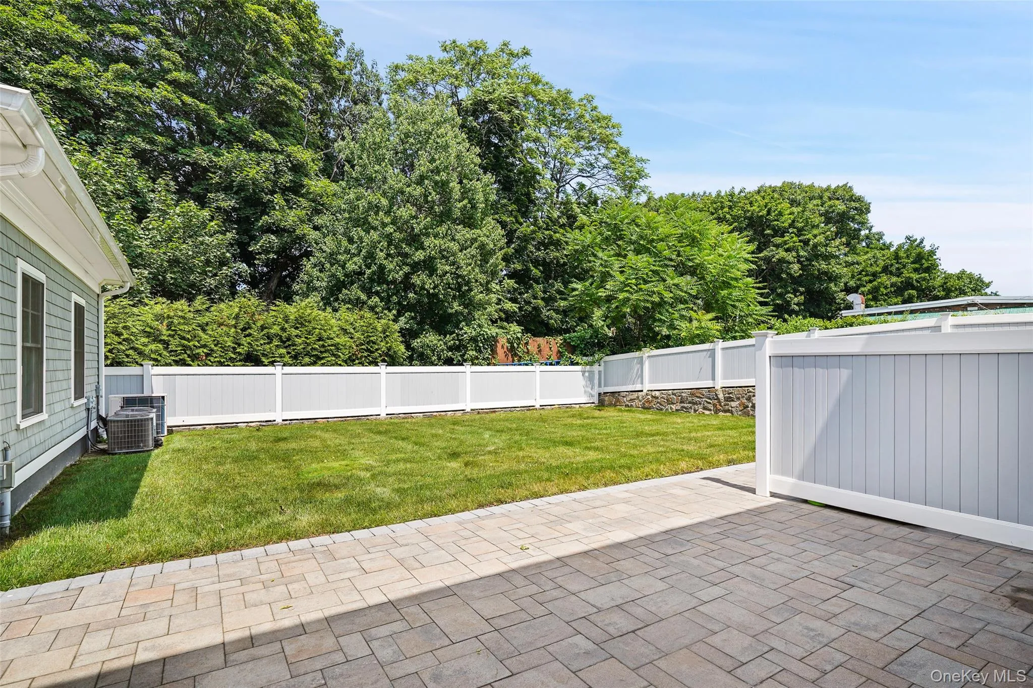 124-B Maple Avenue, Rye City, NY, 3 Bedrooms Bedrooms, 9 Rooms Rooms,2 BathroomsBathrooms,Residential Lease,For Rent,Maple,0,1028366 124-B Maple Avenue, Rye City, NY, 3 Bedrooms Bedrooms, 9 Rooms Rooms,2 BathroomsBathrooms,Residential Lease,For Rent,Maple,0,1028366