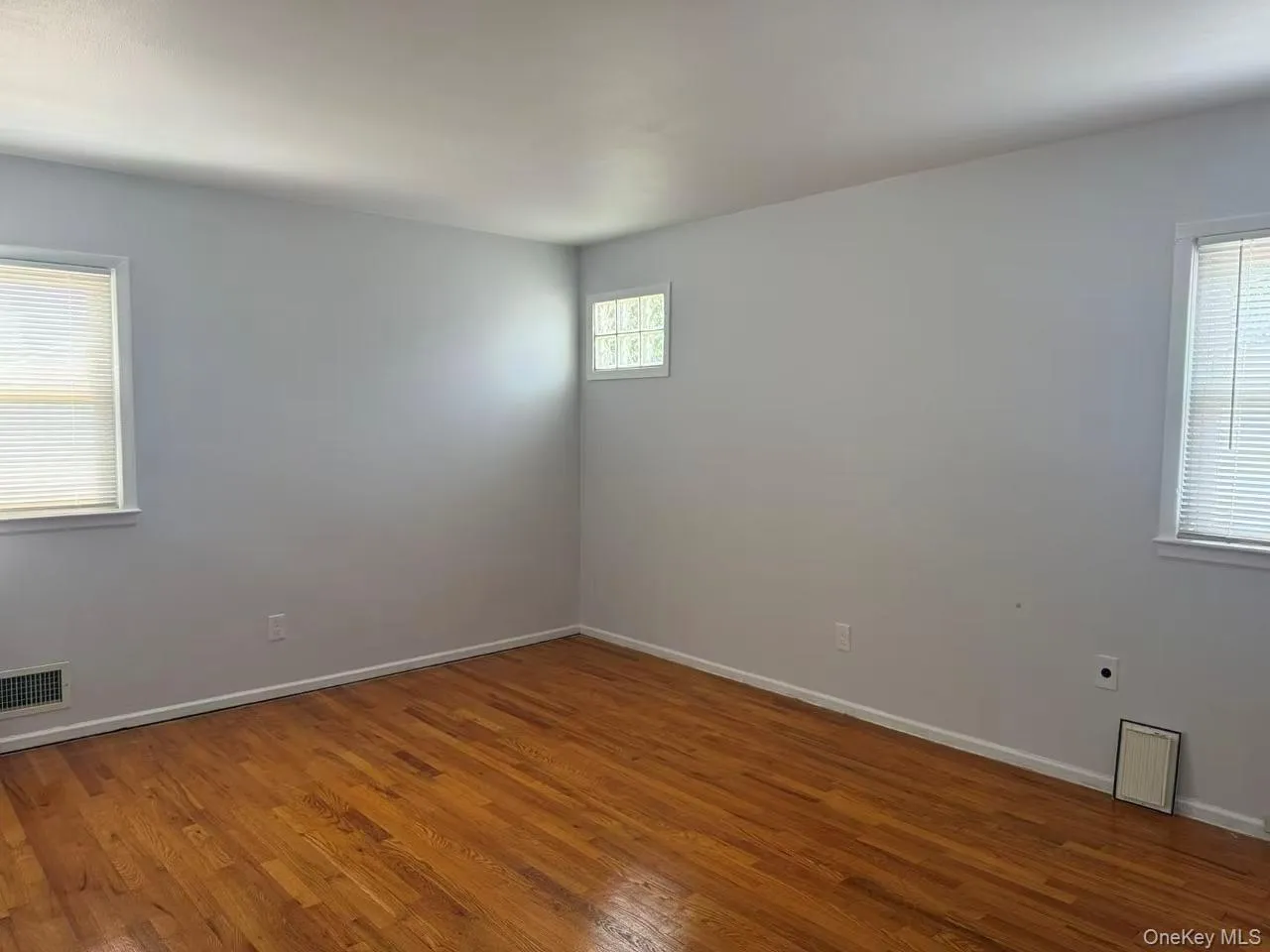 56 Convent Road, Oyster Bay, NY, 4 Bedrooms Bedrooms, 9 Rooms Rooms,2 BathroomsBathrooms,Residential Lease,For Rent,Convent,0,1028368 56 Convent Road, Oyster Bay, NY, 4 Bedrooms Bedrooms, 9 Rooms Rooms,2 BathroomsBathrooms,Residential Lease,For Rent,Convent,0,1028368