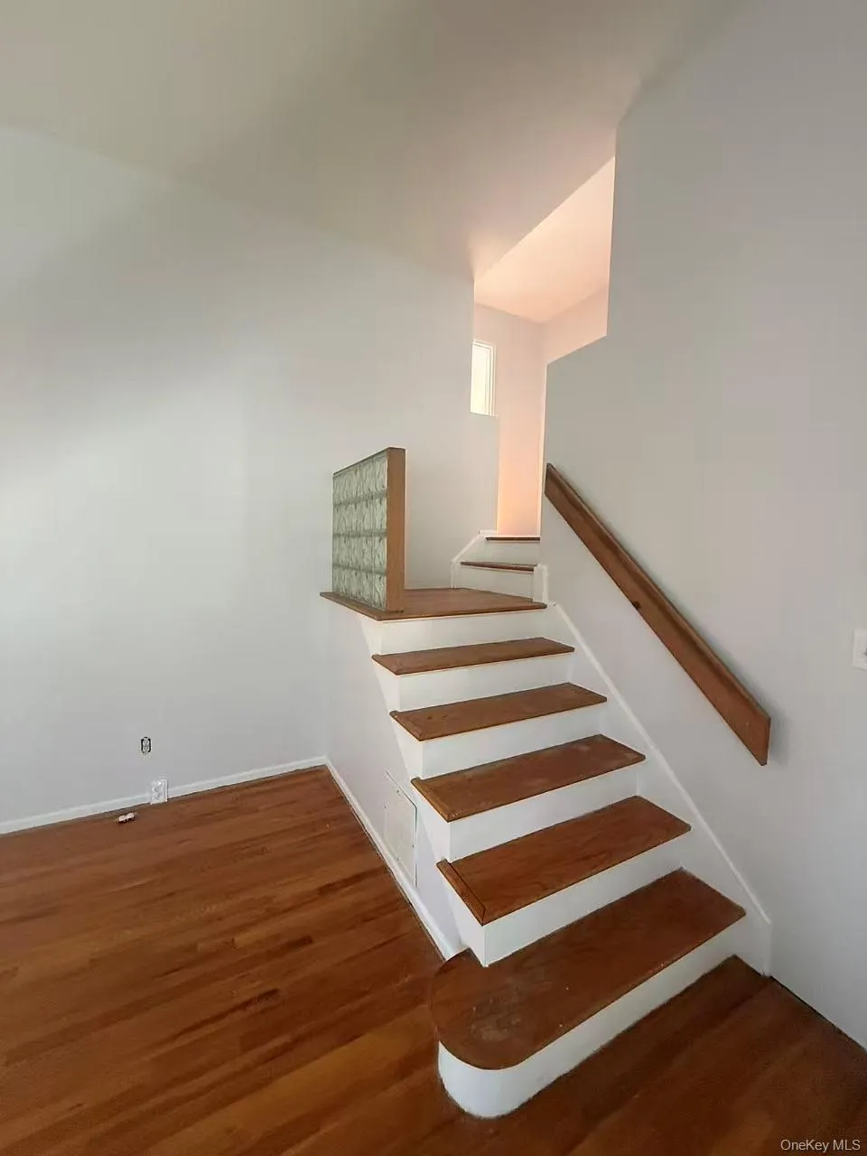56 Convent Road, Oyster Bay, NY, 4 Bedrooms Bedrooms, 9 Rooms Rooms,2 BathroomsBathrooms,Residential Lease,For Rent,Convent,0,1028368 56 Convent Road, Oyster Bay, NY, 4 Bedrooms Bedrooms, 9 Rooms Rooms,2 BathroomsBathrooms,Residential Lease,For Rent,Convent,0,1028368