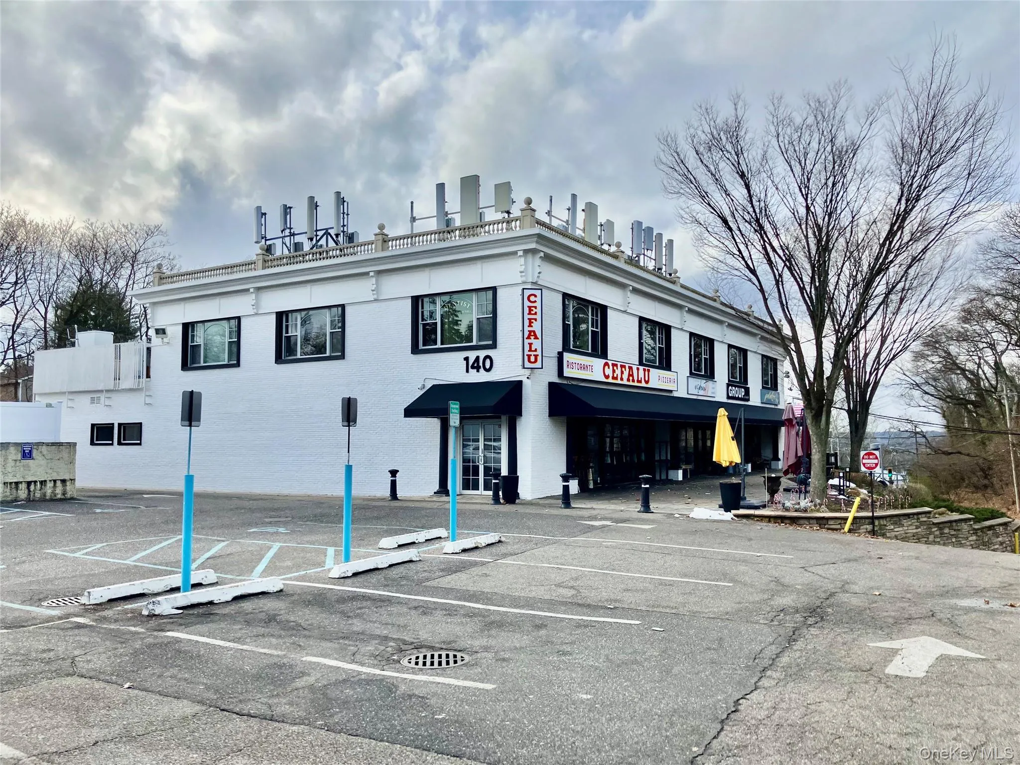 140 Main Street, Huntington, NY, ,Commercial Lease,For Rent,Main,0,1028370 140 Main Street, Huntington, NY, ,Commercial Lease,For Rent,Main,0,1028370