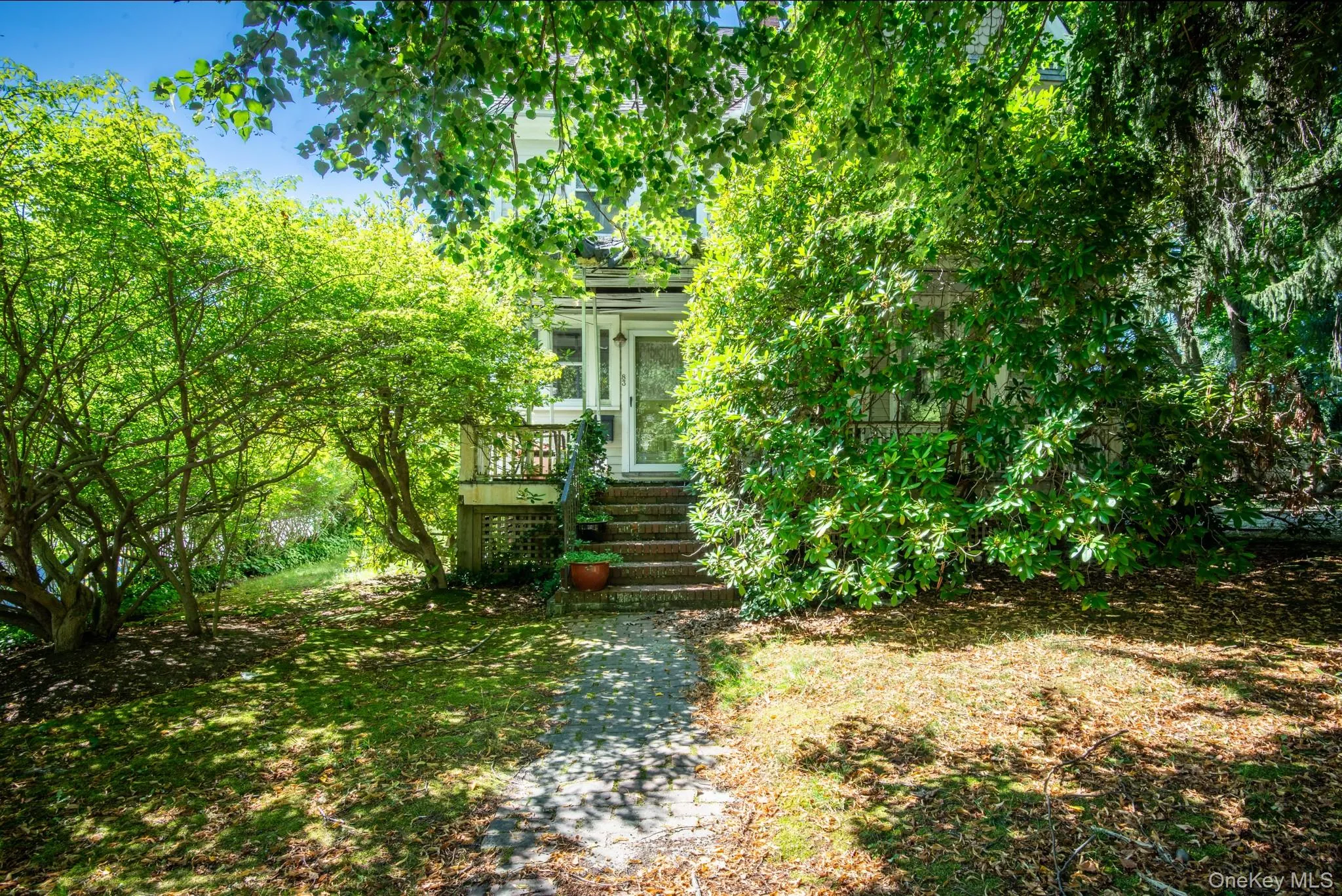 This Home requires a total Renovation & Comes with all remaining Contents This Home requires a total Renovation & Comes with all remaining Contents