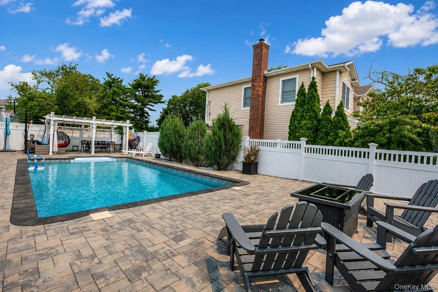 Fully fenced backyard. Salt-water pool - Installed in 2021 with pergola and Pavers. Fully fenced backyard. Salt-water pool - Installed in 2021 with pergola and Pavers.
