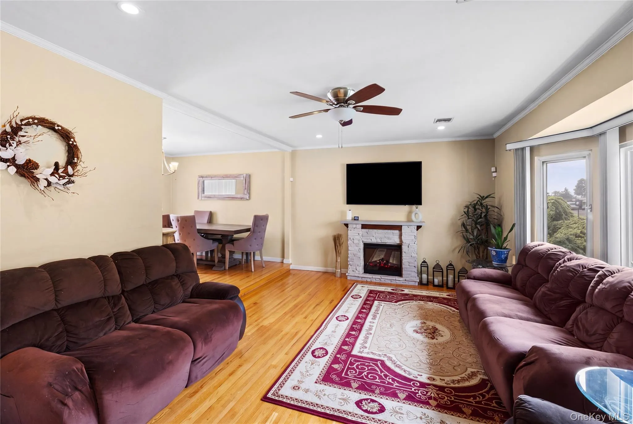 9 Florgate Road, Oyster Bay, NY, 4 Bedrooms Bedrooms, 9 Rooms Rooms,3 BathroomsBathrooms,Residential,For Rent,Florgate,0,1028373 9 Florgate Road, Oyster Bay, NY, 4 Bedrooms Bedrooms, 9 Rooms Rooms,3 BathroomsBathrooms,Residential,For Rent,Florgate,0,1028373