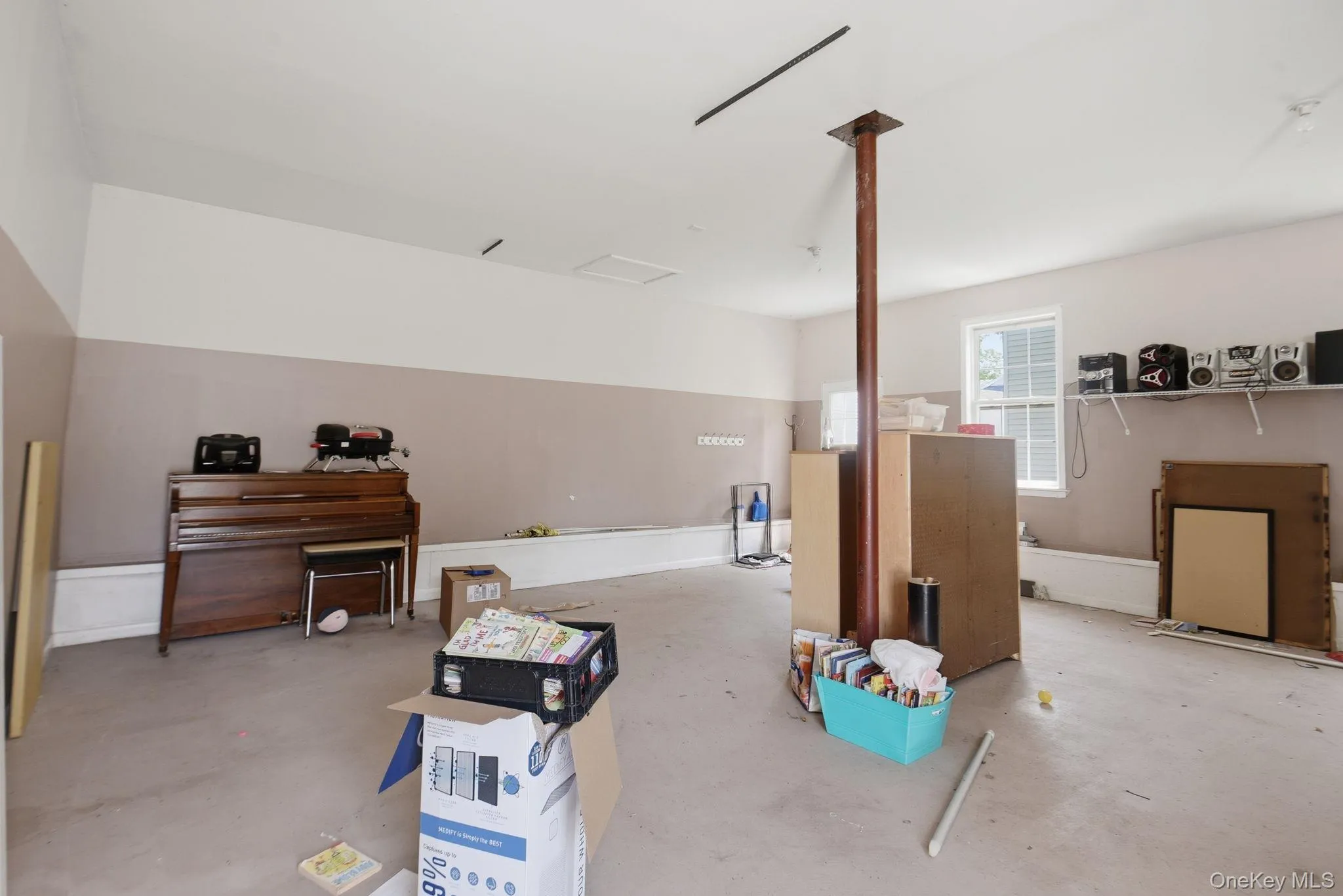 37 Cedar Street, Beacon, NY, 5 Bedrooms Bedrooms, 10 Rooms Rooms,2 BathroomsBathrooms,Residential,For Rent,Cedar,0,1028375 37 Cedar Street, Beacon, NY, 5 Bedrooms Bedrooms, 10 Rooms Rooms,2 BathroomsBathrooms,Residential,For Rent,Cedar,0,1028375