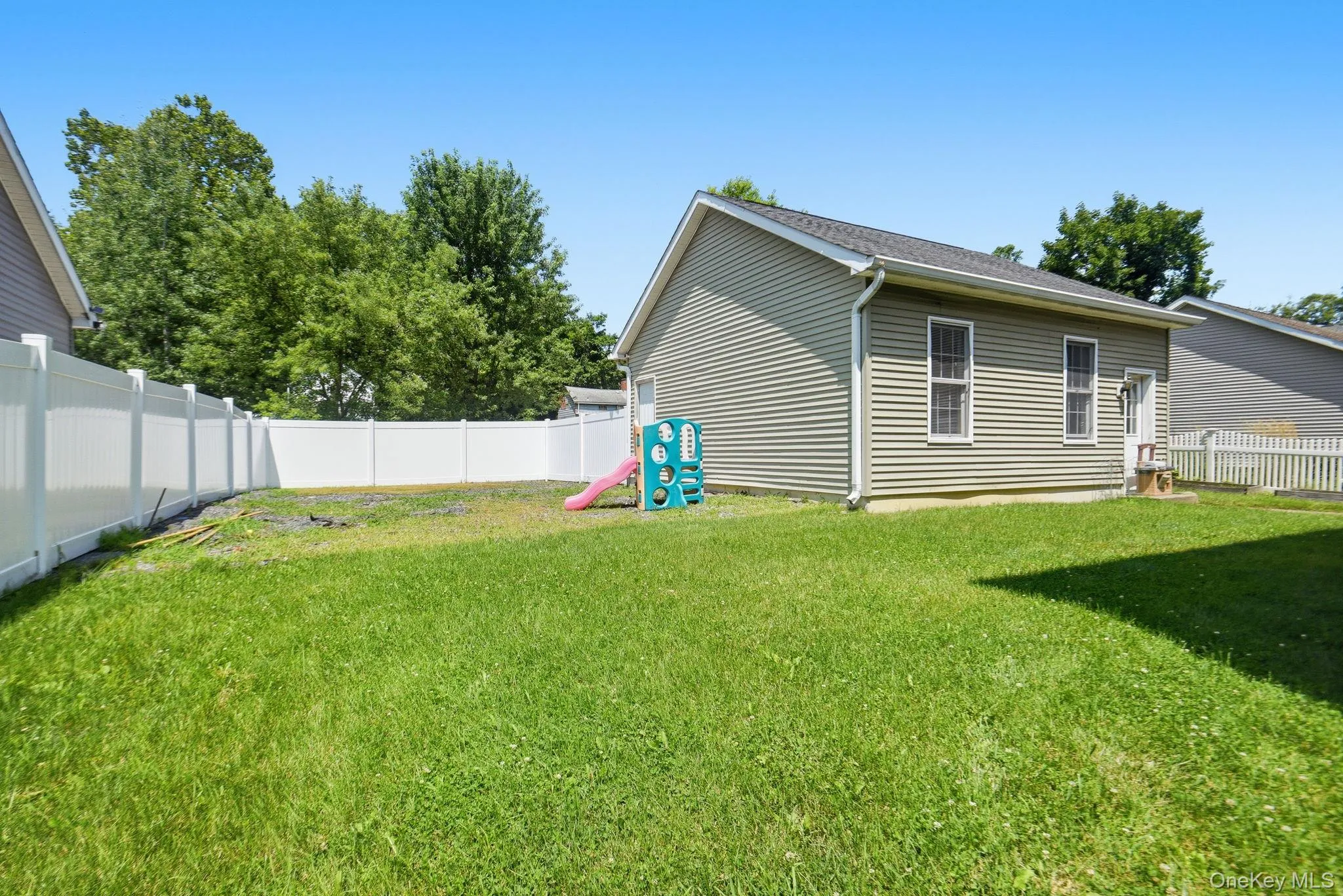 37 Cedar Street, Beacon, NY, 5 Bedrooms Bedrooms, 10 Rooms Rooms,2 BathroomsBathrooms,Residential,For Rent,Cedar,0,1028375 37 Cedar Street, Beacon, NY, 5 Bedrooms Bedrooms, 10 Rooms Rooms,2 BathroomsBathrooms,Residential,For Rent,Cedar,0,1028375