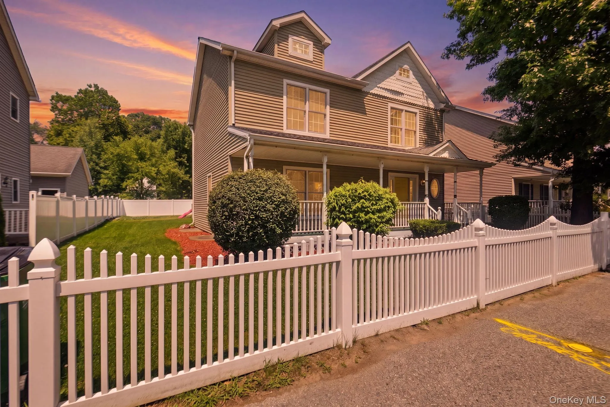 37 Cedar Street, Beacon, NY, 5 Bedrooms Bedrooms, 10 Rooms Rooms,2 BathroomsBathrooms,Residential,For Rent,Cedar,0,1028375 37 Cedar Street, Beacon, NY, 5 Bedrooms Bedrooms, 10 Rooms Rooms,2 BathroomsBathrooms,Residential,For Rent,Cedar,0,1028375