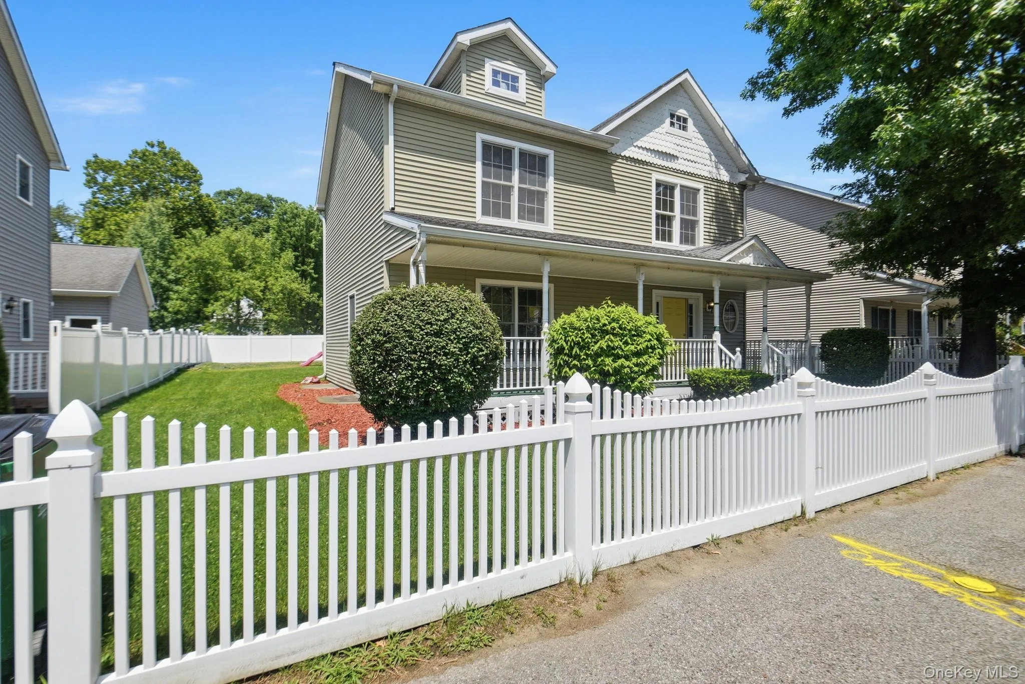 37 Cedar Street, Beacon, NY, 5 Bedrooms Bedrooms, 10 Rooms Rooms,2 BathroomsBathrooms,Residential,For Rent,Cedar,0,1028375 37 Cedar Street, Beacon, NY, 5 Bedrooms Bedrooms, 10 Rooms Rooms,2 BathroomsBathrooms,Residential,For Rent,Cedar,0,1028375