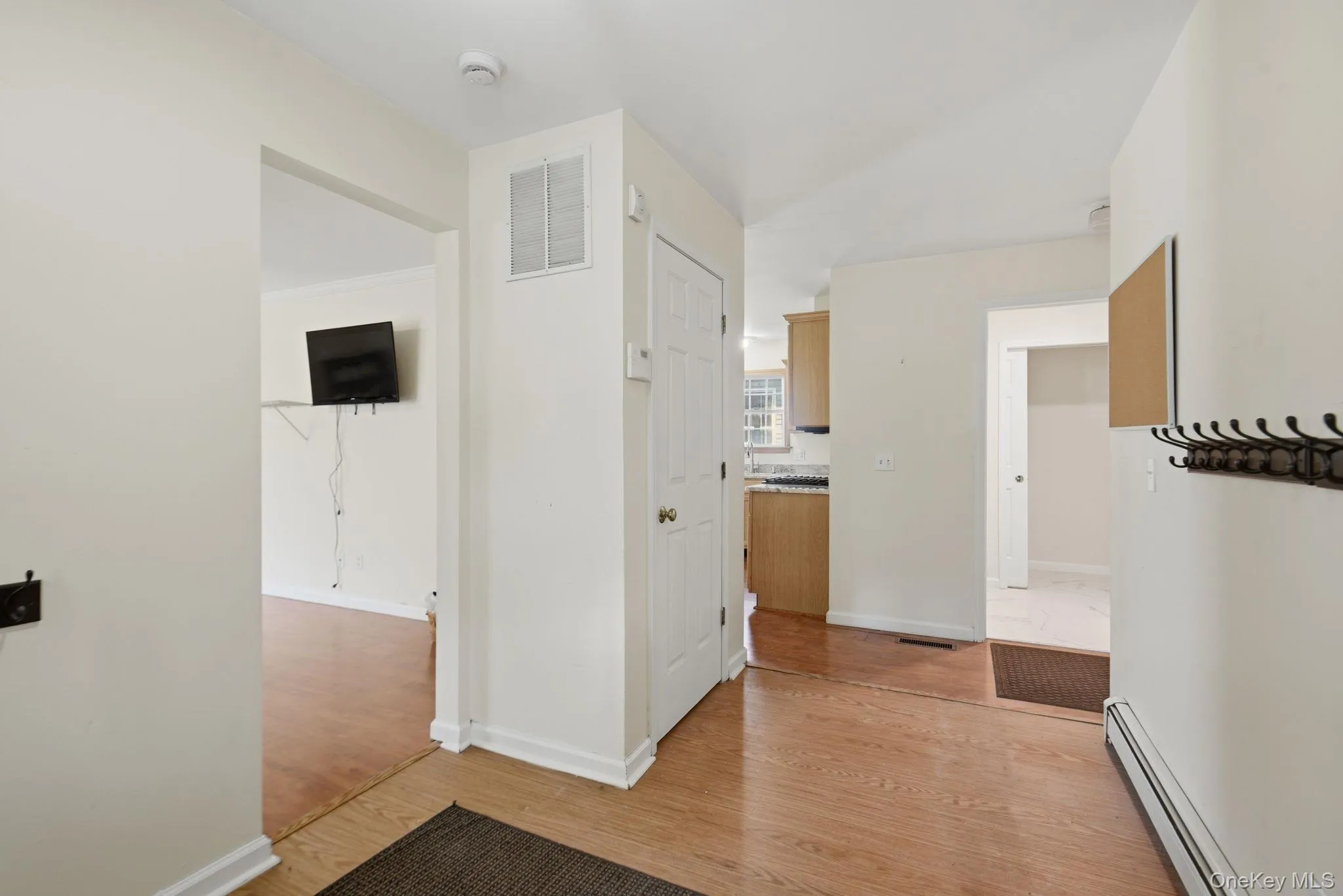 37 Cedar Street, Beacon, NY, 5 Bedrooms Bedrooms, 10 Rooms Rooms,2 BathroomsBathrooms,Residential,For Rent,Cedar,0,1028375 37 Cedar Street, Beacon, NY, 5 Bedrooms Bedrooms, 10 Rooms Rooms,2 BathroomsBathrooms,Residential,For Rent,Cedar,0,1028375