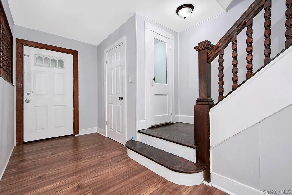 13 Concord Avenue, White Plains, NY, 4 Bedrooms Bedrooms, 7 Rooms Rooms,2 BathroomsBathrooms,Residential Lease,For Rent,Concord,0,1028376 13 Concord Avenue, White Plains, NY, 4 Bedrooms Bedrooms, 7 Rooms Rooms,2 BathroomsBathrooms,Residential Lease,For Rent,Concord,0,1028376