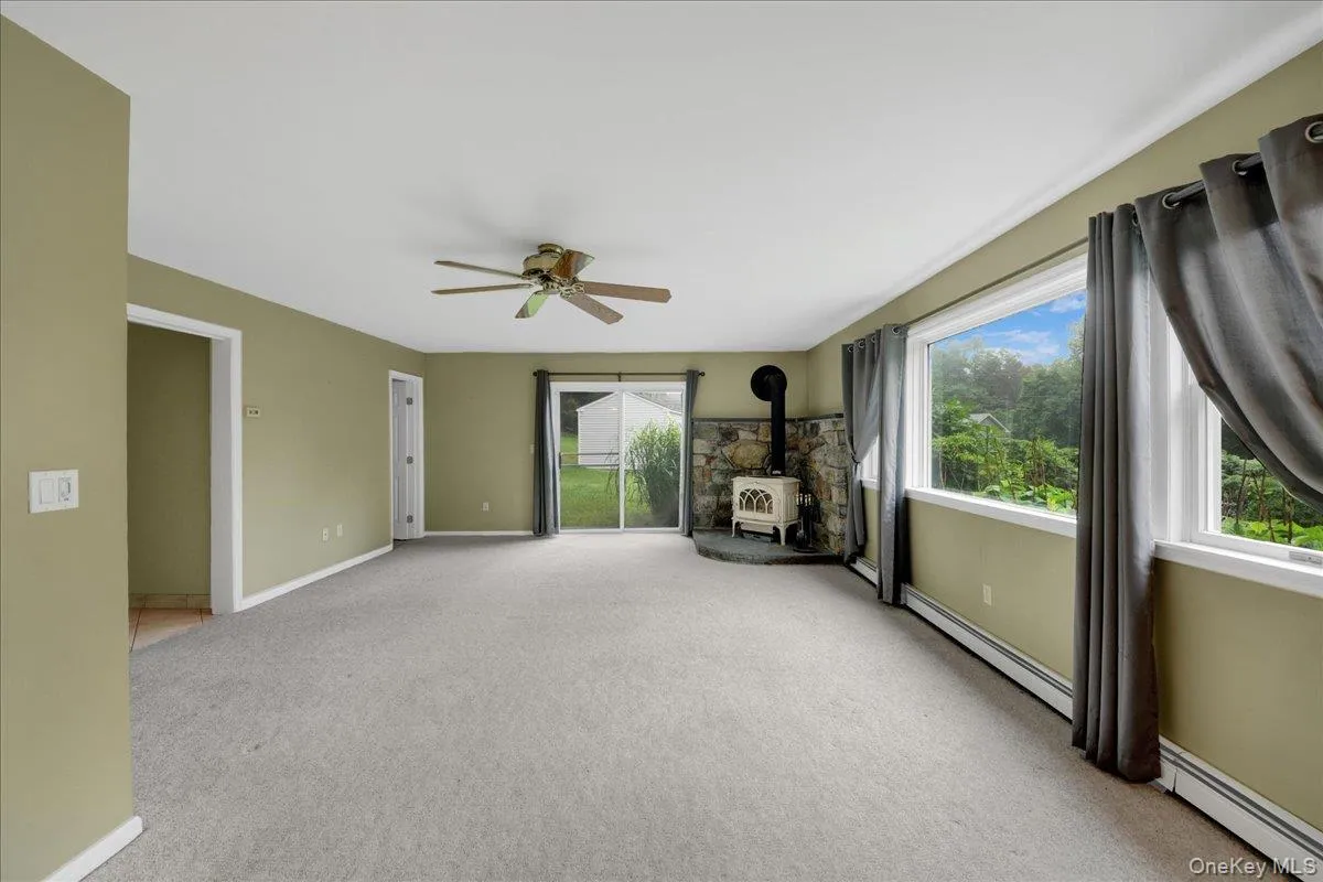 41 Miller Hill Road, East Fishkill, NY, 3 Bedrooms Bedrooms, 7 Rooms Rooms,2 BathroomsBathrooms,Residential,For Rent,Miller Hill,0,1028378 41 Miller Hill Road, East Fishkill, NY, 3 Bedrooms Bedrooms, 7 Rooms Rooms,2 BathroomsBathrooms,Residential,For Rent,Miller Hill,0,1028378