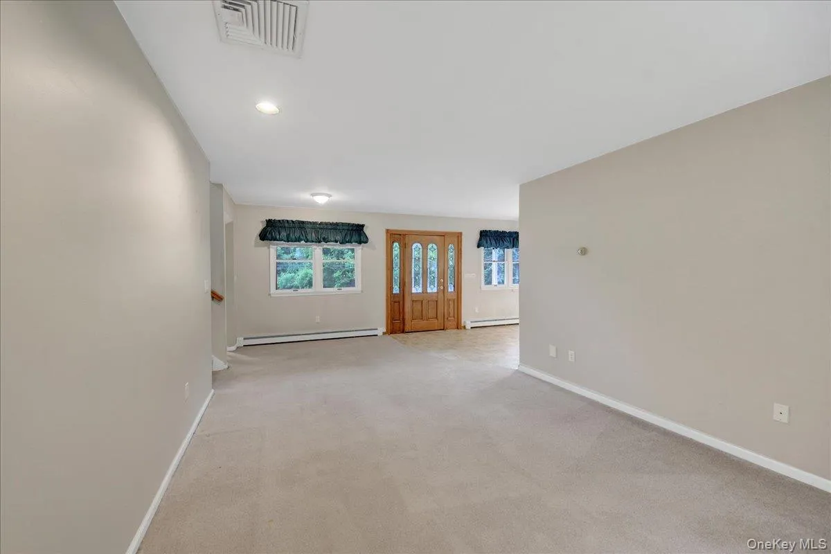 41 Miller Hill Road, East Fishkill, NY, 3 Bedrooms Bedrooms, 7 Rooms Rooms,2 BathroomsBathrooms,Residential,For Rent,Miller Hill,0,1028378 41 Miller Hill Road, East Fishkill, NY, 3 Bedrooms Bedrooms, 7 Rooms Rooms,2 BathroomsBathrooms,Residential,For Rent,Miller Hill,0,1028378