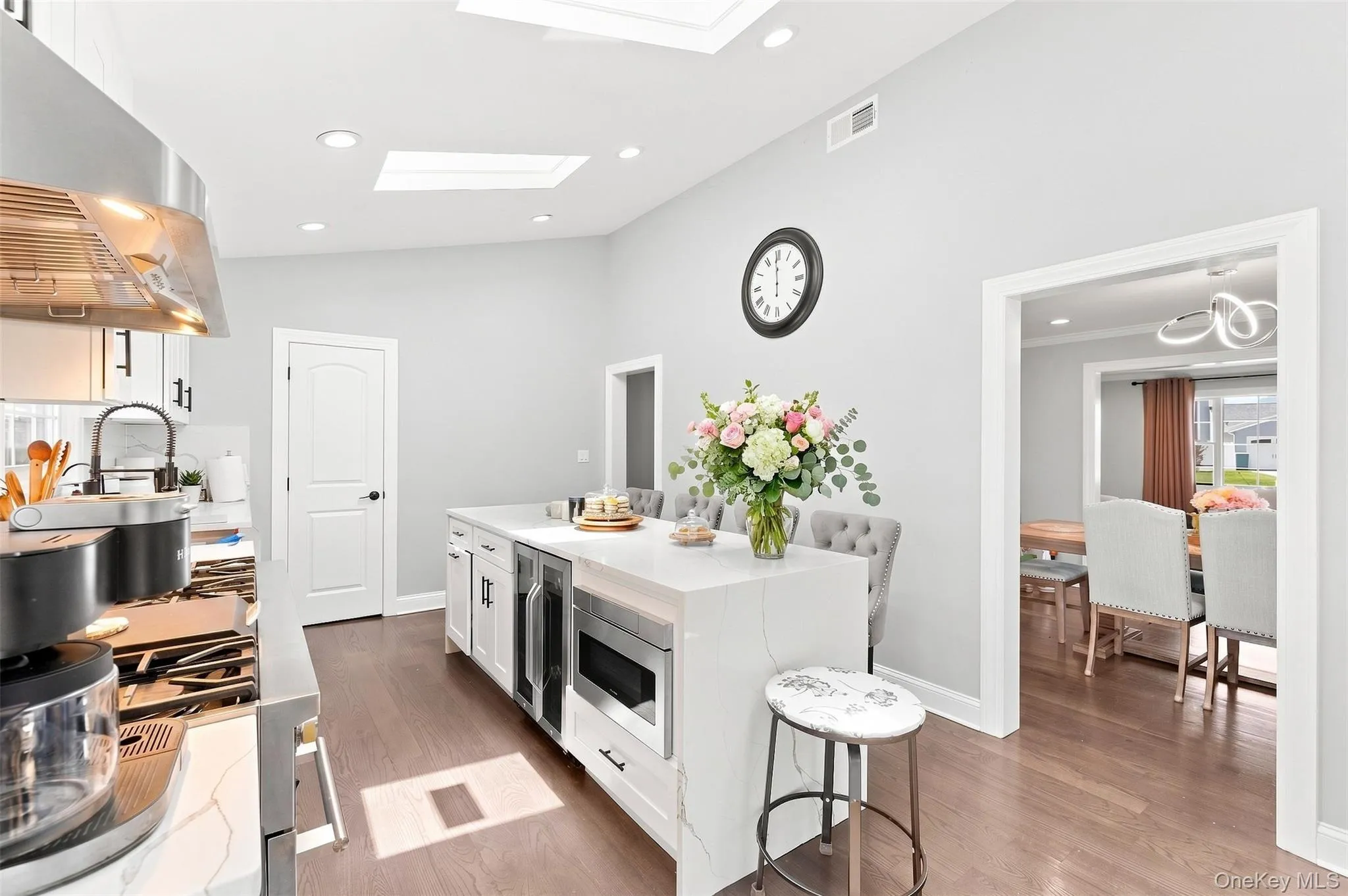 336 Grand Central Avenue, Babylon, NY, 4 Bedrooms Bedrooms, 11 Rooms Rooms,2 BathroomsBathrooms,Residential,For Rent,Grand Central,0,1028381 336 Grand Central Avenue, Babylon, NY, 4 Bedrooms Bedrooms, 11 Rooms Rooms,2 BathroomsBathrooms,Residential,For Rent,Grand Central,0,1028381