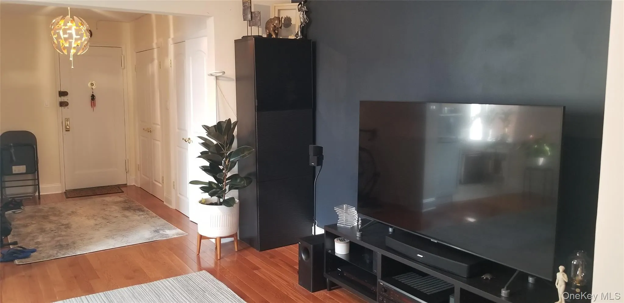 108-37 64 Avenue, New York, NY, 1 Bedroom Bedrooms, 4 Rooms Rooms,1 BathroomBathrooms,Residential,For Rent,64,0,1028386 108-37 64 Avenue, New York, NY, 1 Bedroom Bedrooms, 4 Rooms Rooms,1 BathroomBathrooms,Residential,For Rent,64,0,1028386