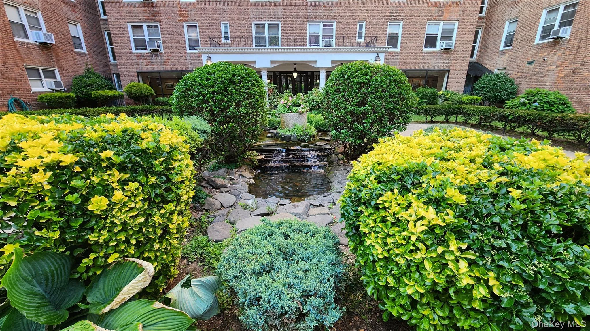 105-37 64 Avenue, New York, NY, 1 Bedroom Bedrooms, 4 Rooms Rooms,1 BathroomBathrooms,Residential,For Rent,64,0,1028386 105-37 64 Avenue, New York, NY, 1 Bedroom Bedrooms, 4 Rooms Rooms,1 BathroomBathrooms,Residential,For Rent,64,0,1028386