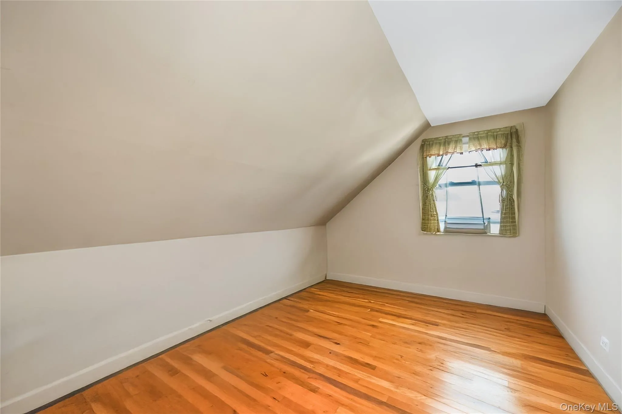 45 Birch Avenue, Babylon, NY, 4 Bedrooms Bedrooms, 8 Rooms Rooms,2 BathroomsBathrooms,Residential,For Rent,Birch,0,1028388 45 Birch Avenue, Babylon, NY, 4 Bedrooms Bedrooms, 8 Rooms Rooms,2 BathroomsBathrooms,Residential,For Rent,Birch,0,1028388