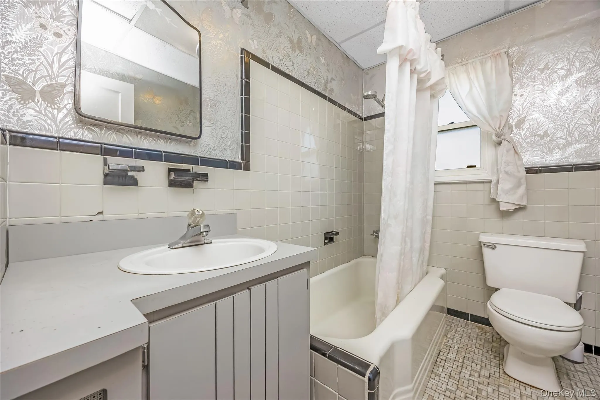 45 Birch Avenue, Babylon, NY, 4 Bedrooms Bedrooms, 8 Rooms Rooms,2 BathroomsBathrooms,Residential,For Rent,Birch,0,1028388 45 Birch Avenue, Babylon, NY, 4 Bedrooms Bedrooms, 8 Rooms Rooms,2 BathroomsBathrooms,Residential,For Rent,Birch,0,1028388